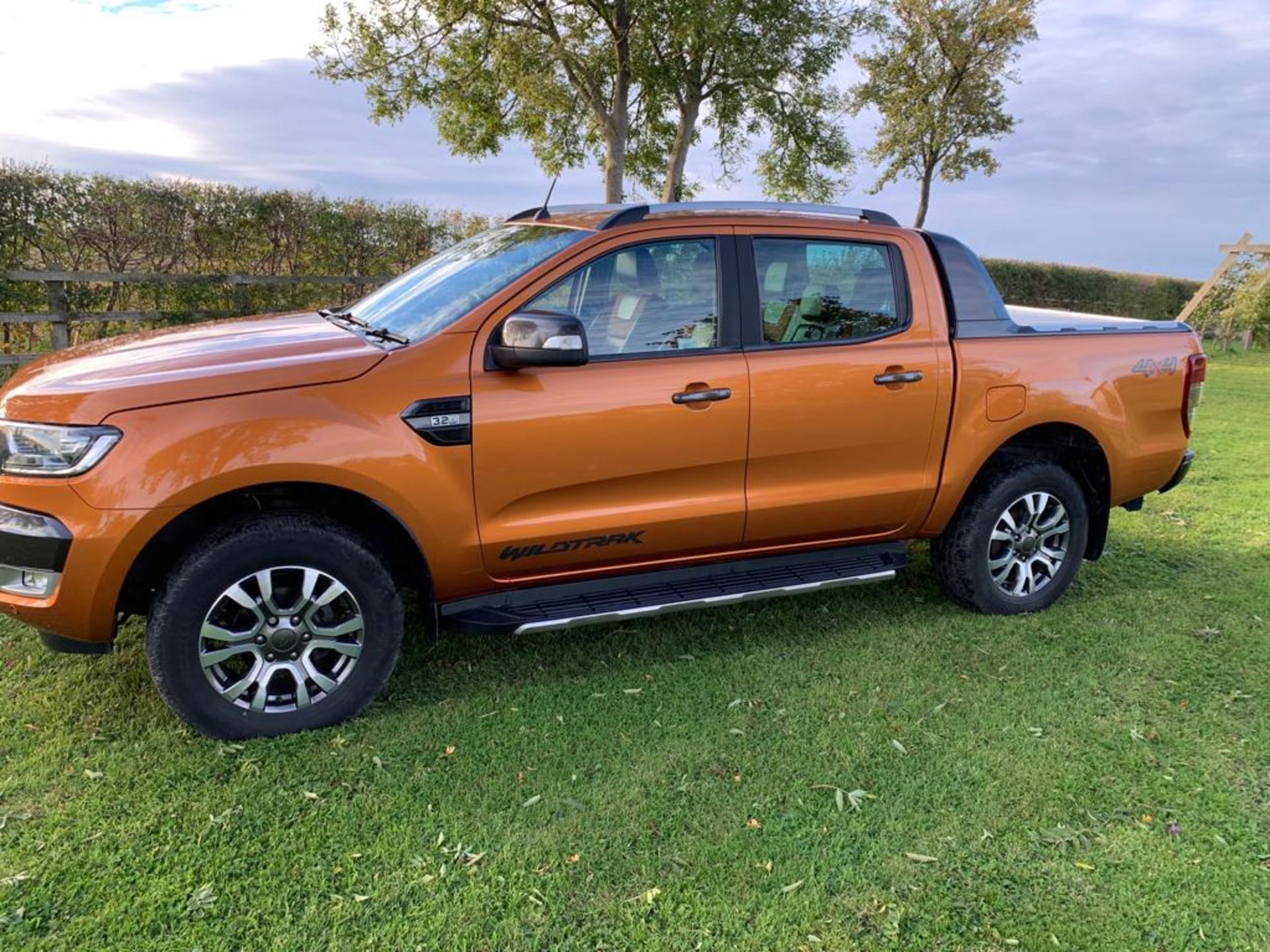 2018 FORD RANGER WILDTRAK 4X4 TDCI AUTO ORANGE PICK UP - TOWBAR *PLUS VAT* - Image 8 of 19