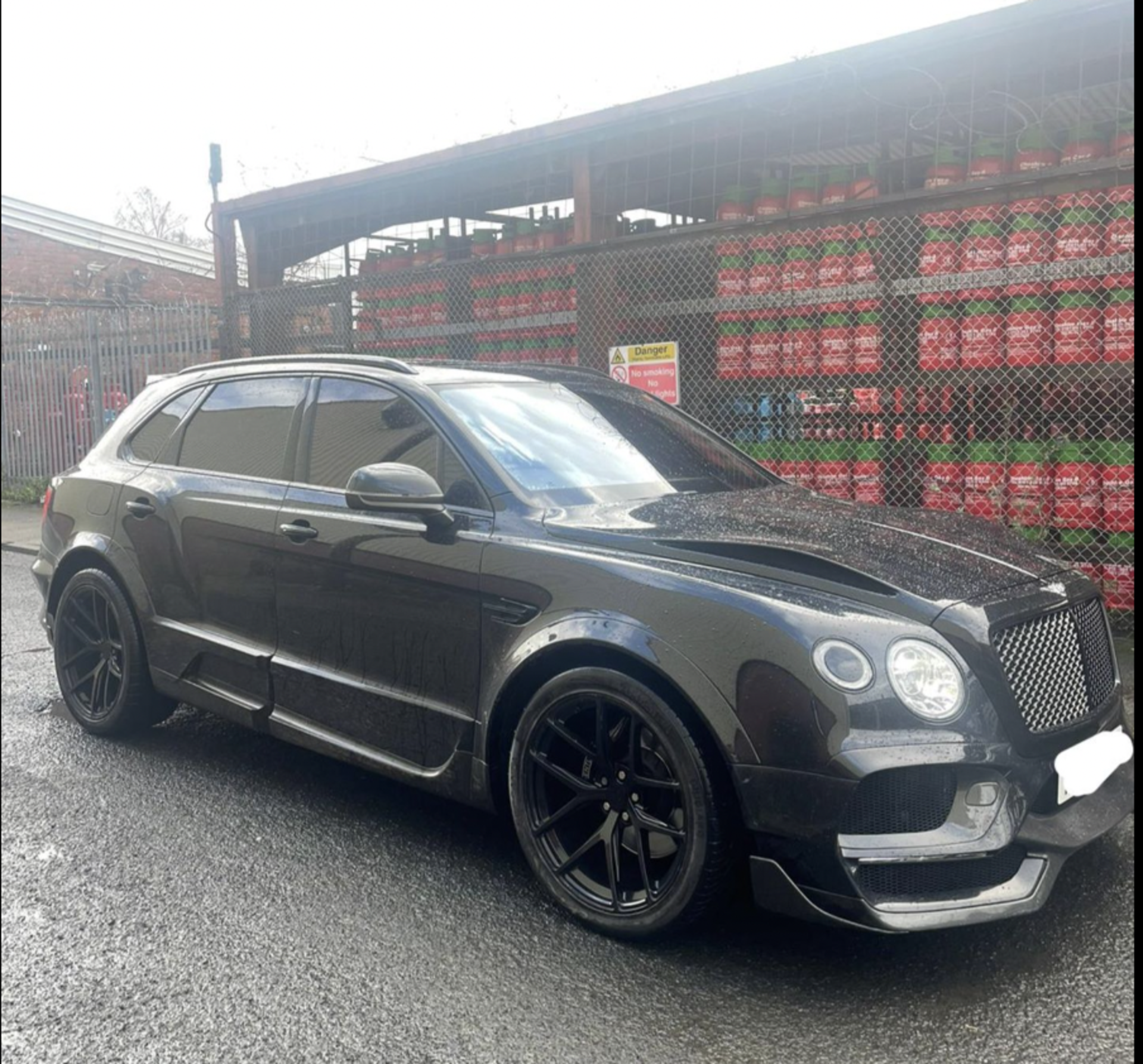 2017/67 BENTLEY BENTAYGA 6.0 W12 MULLINER ONYX GTX AUTO PLUS VAT