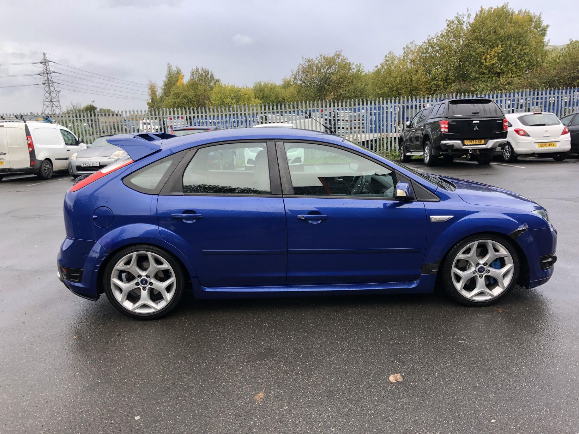 2006/55 REG FORD FOCUS ST-2 BLUE PETROL 2.5 MANUAL HATCHBACK *NO VAT* - Image 8 of 17