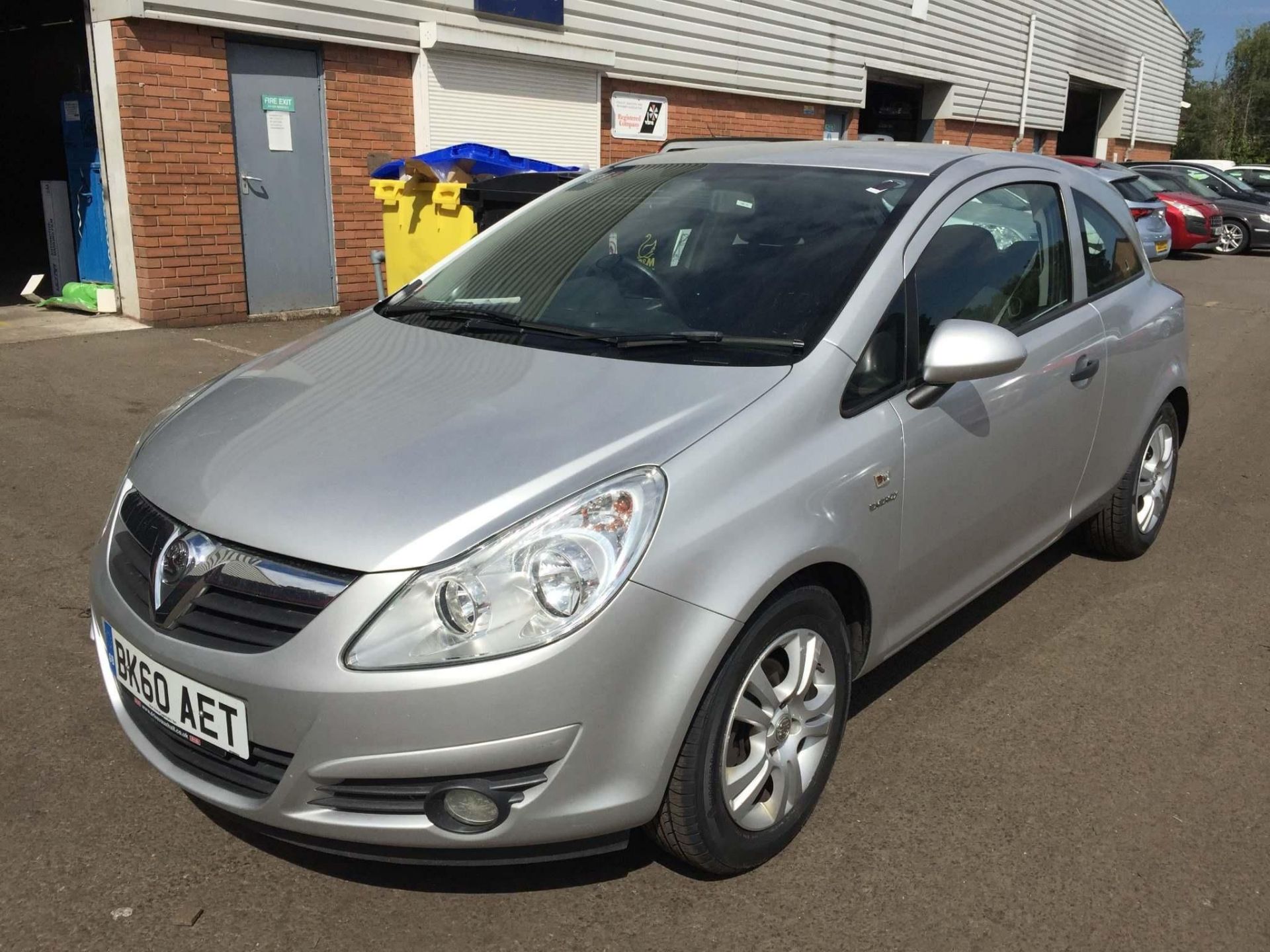 2010/60 REG VAUXHALL CORSA ENERGY 1.2 PETROL MANUAL HATCHBACK, SHOWING 1 FORMER KEEPER *NO VAT* - Image 3 of 10