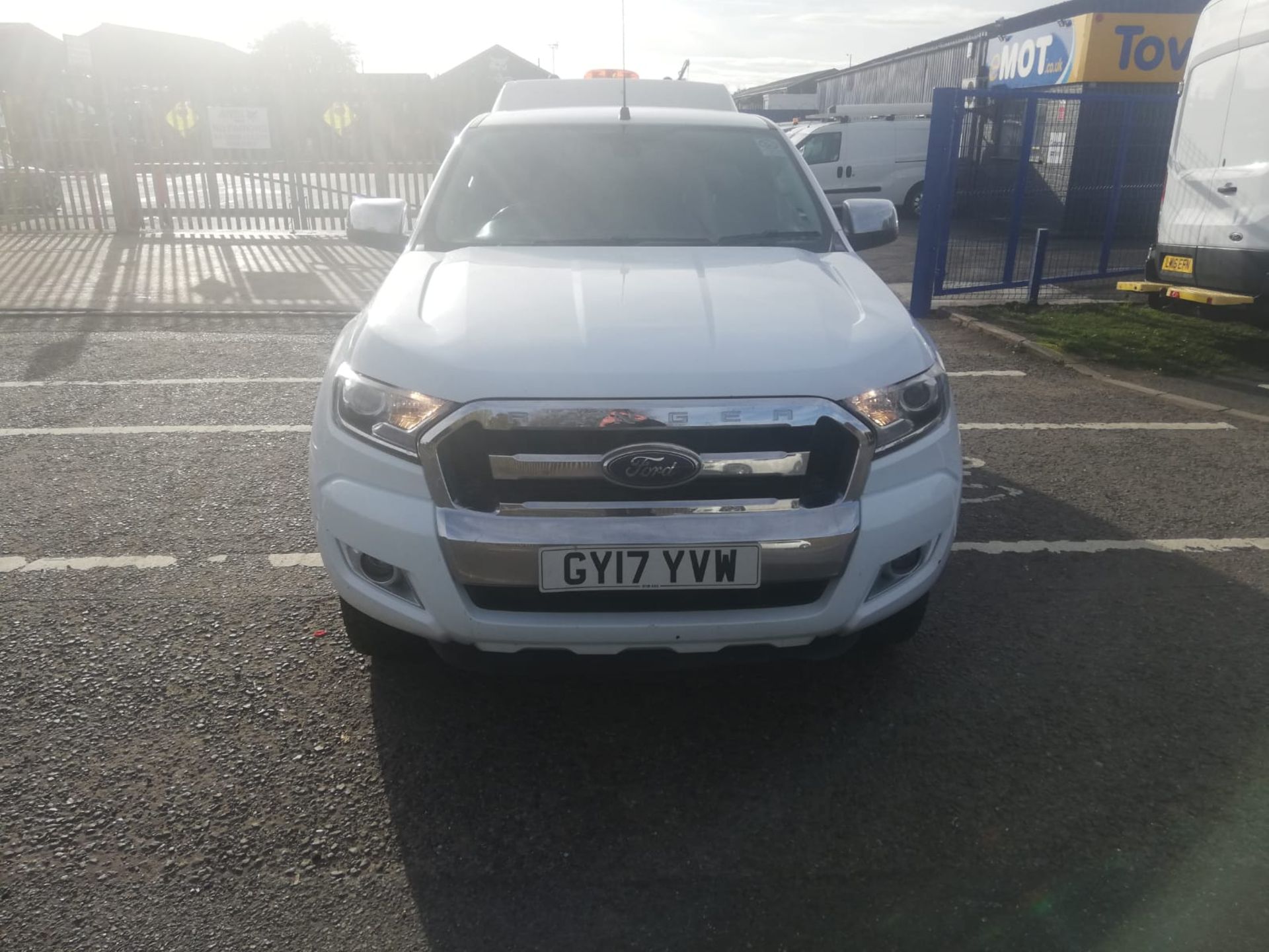 2017/17 REG FORD RANGER XLT 4X4 TDCI 2.2 DIESEL MANUAL PICK-UP, SHOWING 1 FORMER KEEPER *PLUS VAT* - Image 2 of 12