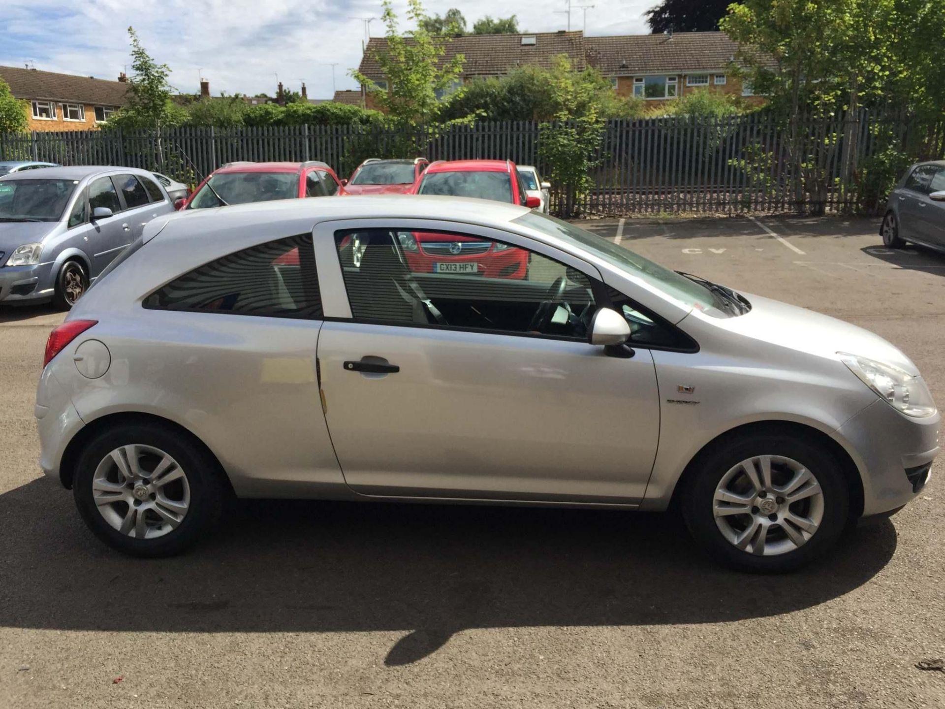 2010/60 REG VAUXHALL CORSA ENERGY 1.2 PETROL MANUAL HATCHBACK, SHOWING 1 FORMER KEEPER *NO VAT* - Image 7 of 10