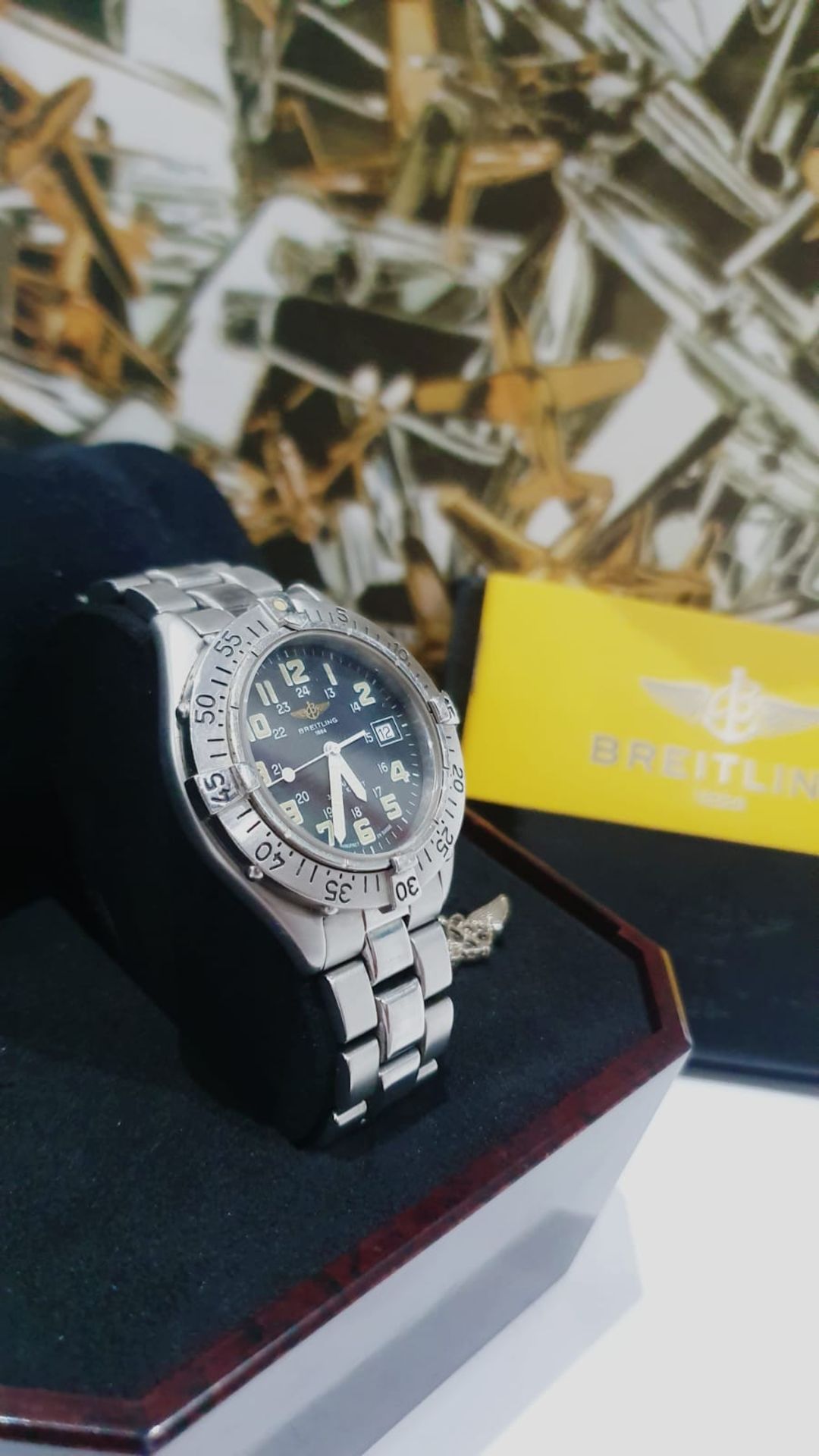 BREITLING COLT MENS SWISS WATCH WITH BOX NO VAT - Image 8 of 11