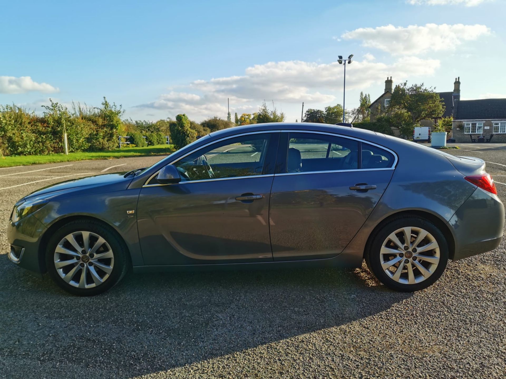 2015 VAUXHALL INSIGNIA ELITE CDTI ECOFLEX SS GREY HATCHBACK *NO VAT* - Image 5 of 30