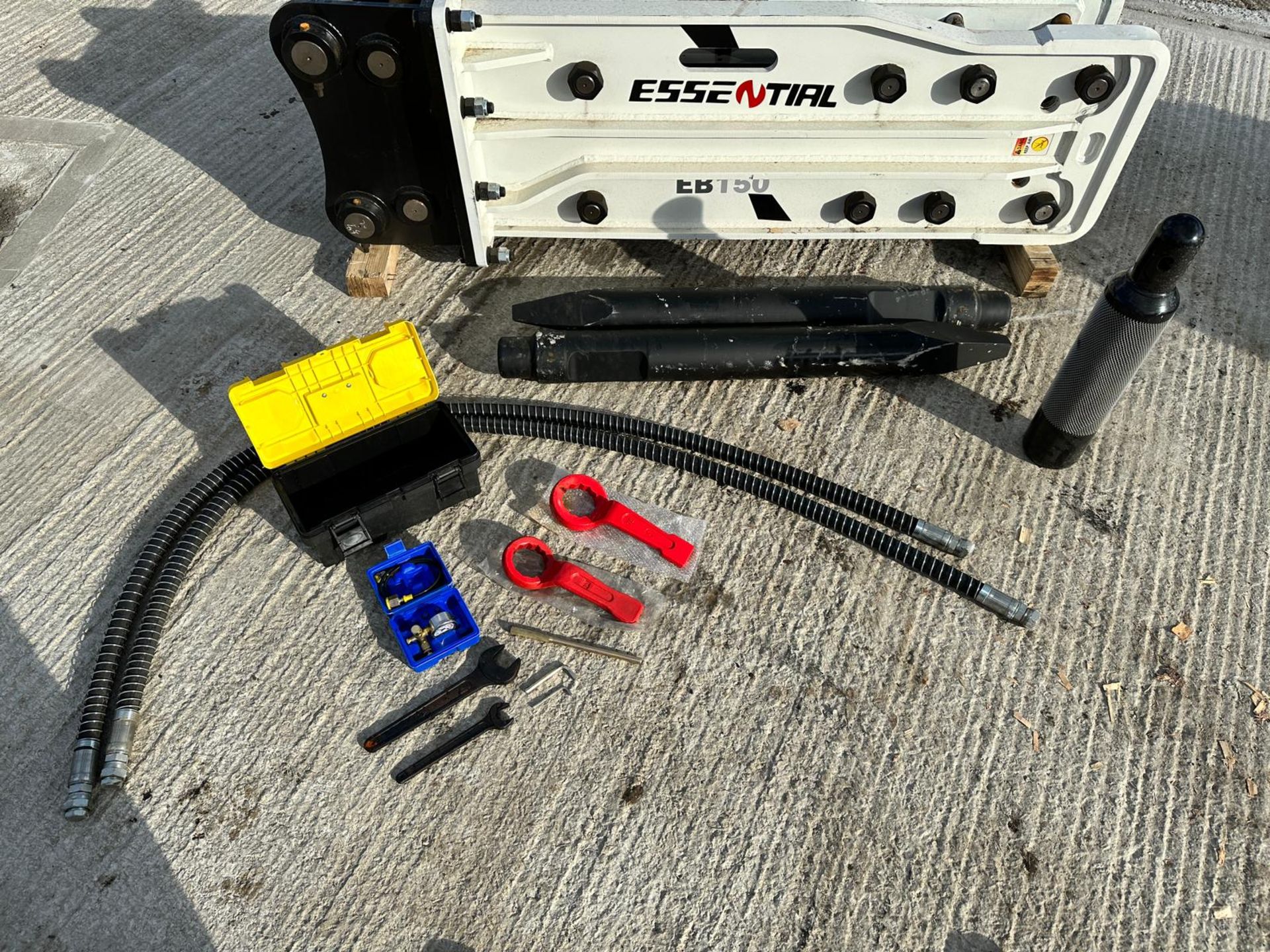 New And Unused Hardlife Essential EB150 Hydraulic Rock Breaker, 65/80mm Pin Headstock *PLUS VAT* - Image 11 of 15