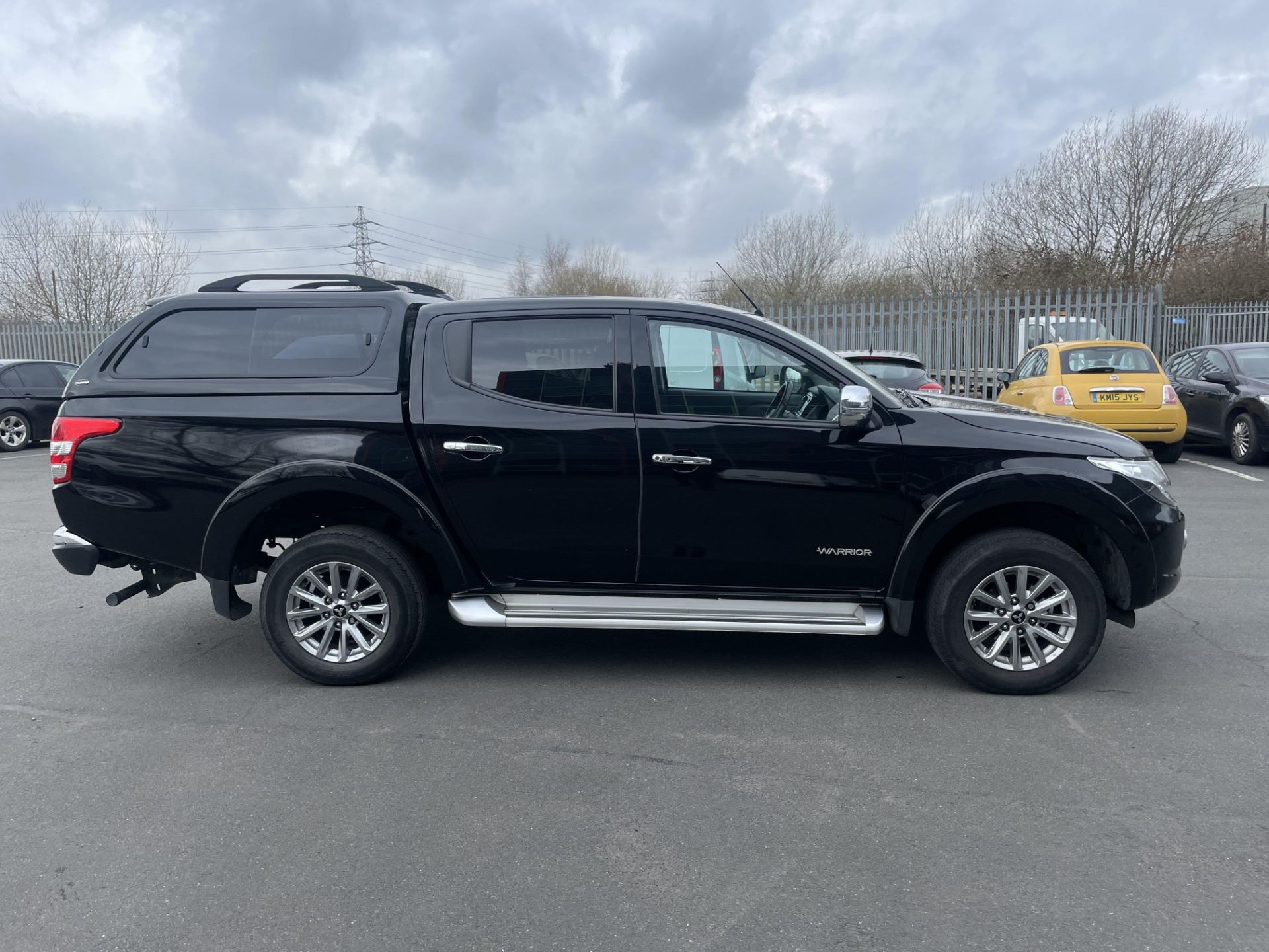 2017 MITSUBISHI L200 WARRIOR DI-D BLACK PICK UP 137K MILES *PLUS VAT* - Image 7 of 23