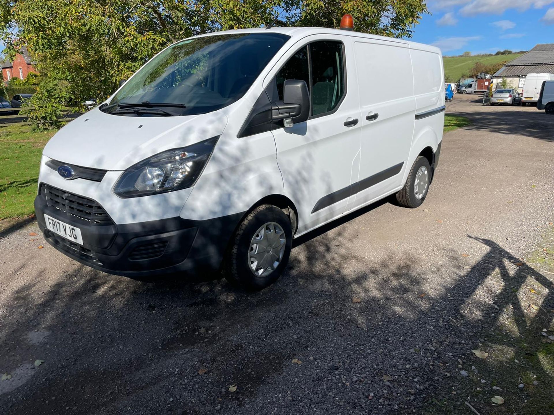 2017 FORD TRANSIT CUSTOM 290 WHITE PANEL VAN *PLUS VAT* - Image 3 of 14