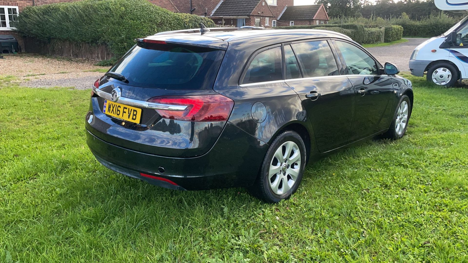 2016 VAUXHALL INSIGNIA SRI NAV CDTI BLACK ESTATE *NO VAT* - Image 7 of 11