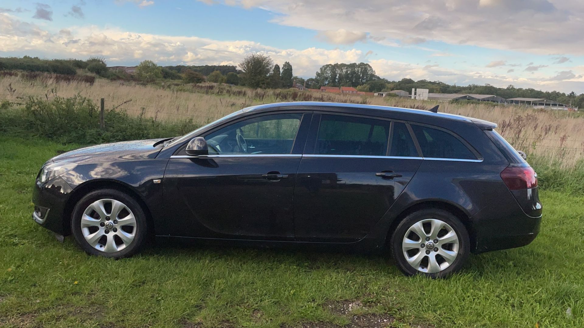 2016 VAUXHALL INSIGNIA SRI NAV CDTI BLACK ESTATE *NO VAT* - Image 4 of 11