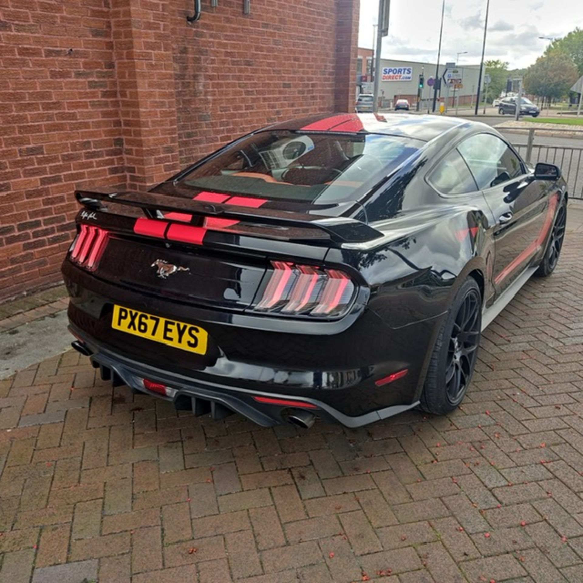 2018 FORD MUSTANG AUTO BLACK - AUTOMATIC - ALLOY WHEELS *NO VAT* - Image 3 of 10