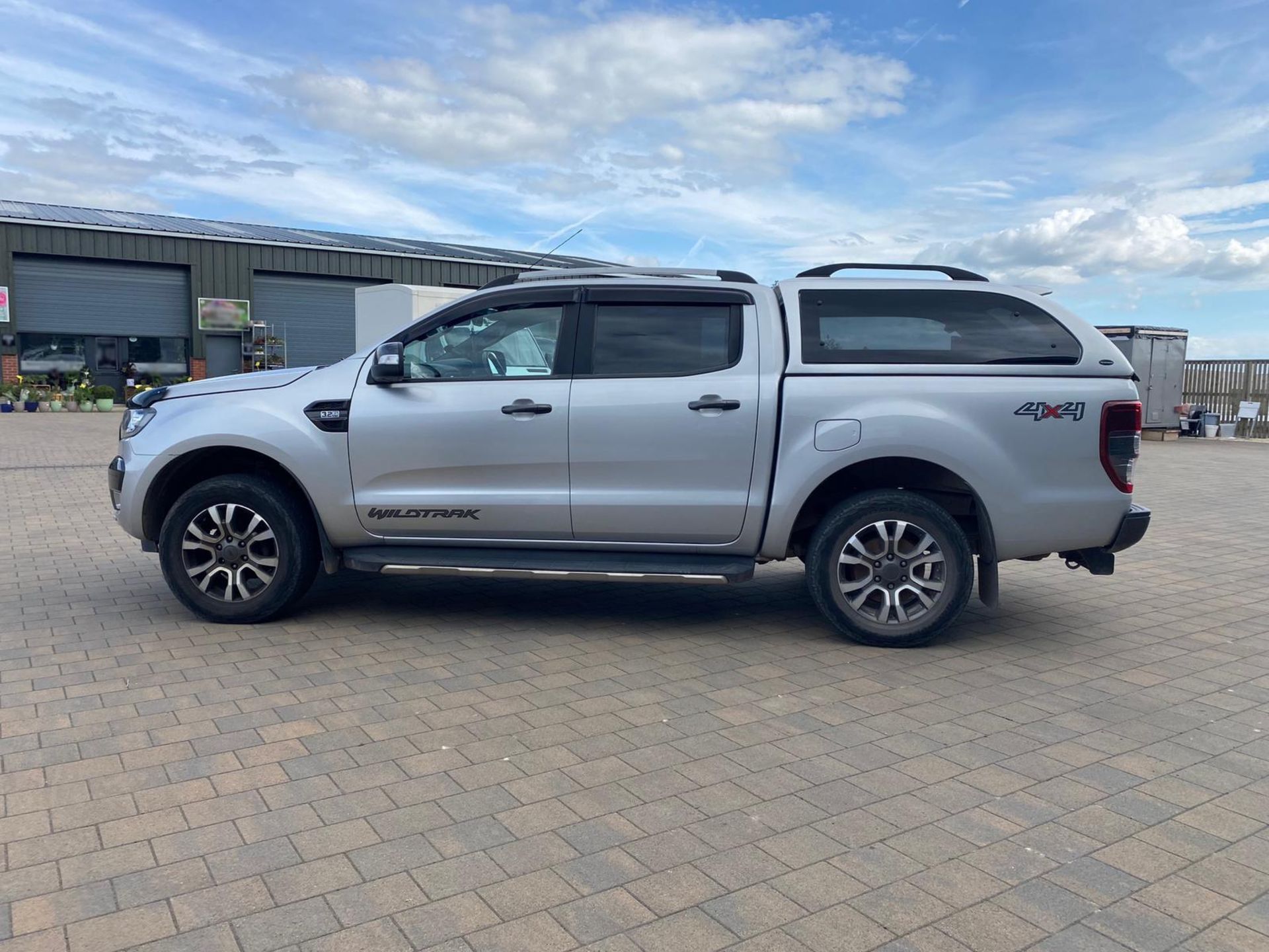 2017 FORD RANGER WILDTRAK 4X4 TDCI AUTO SILVER PICKUP *PLUS VAT* - Image 3 of 5