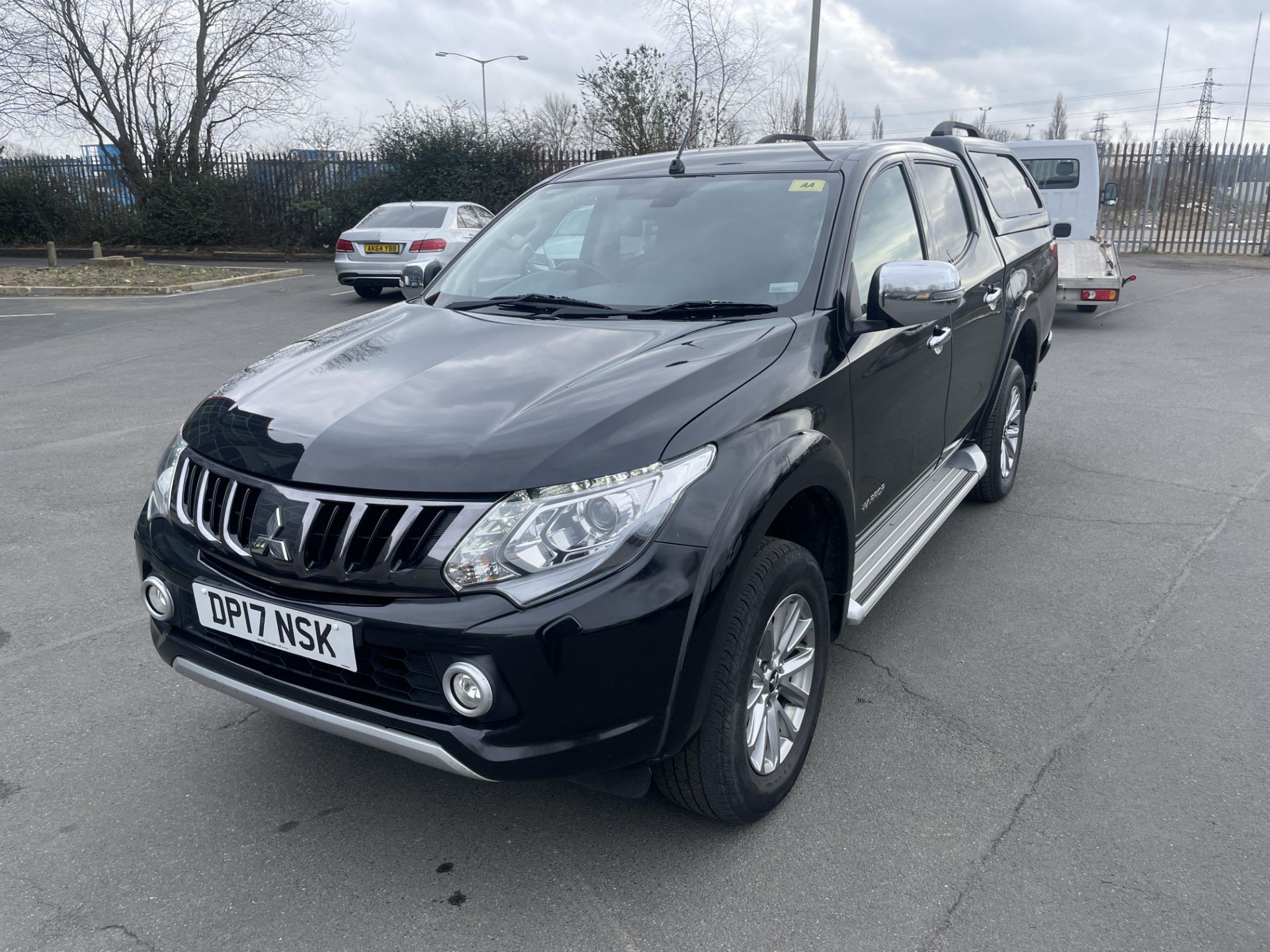 2017 MITSUBISHI L200 WARRIOR DI-D BLACK PICK UP 137K MILES *PLUS VAT* - Image 4 of 23