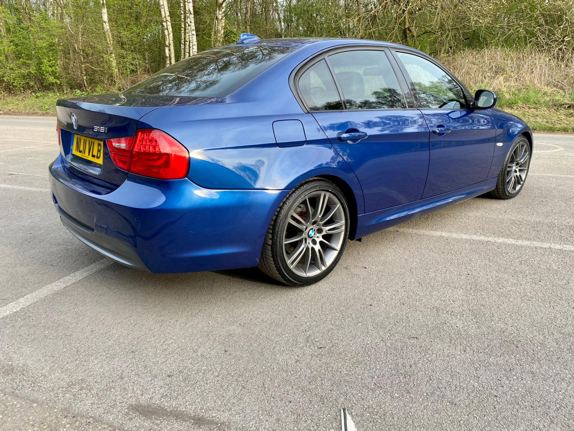 2011 BMW 318I SPORT PLUS EDITION BLUE SALOON, NEW TMING CHAIN, NEW 2 PIECE CLUTCH KIT *NO VAT* - Image 3 of 5
