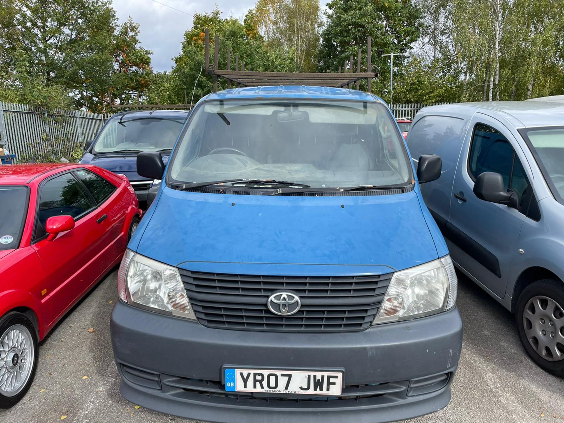 2007 TOYOTA HIACE 280 D-4D ONE - OWNER FROM NEW! FULL SERVICE HISTORY PLUS VAT - Image 4 of 11