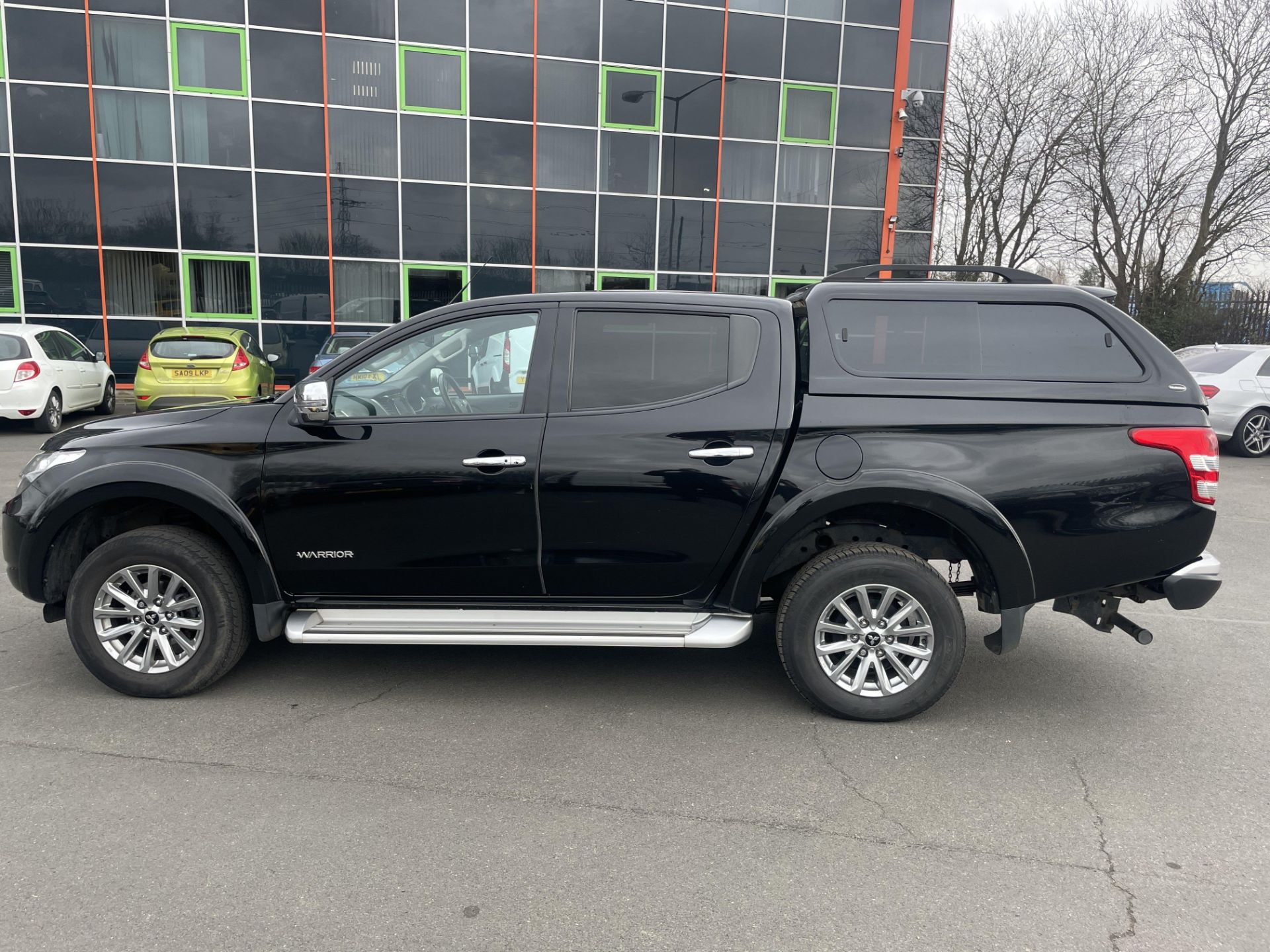 2017 MITSUBISHI L200 WARRIOR DI-D BLACK PICK UP 137K MILES *PLUS VAT* - Image 14 of 23