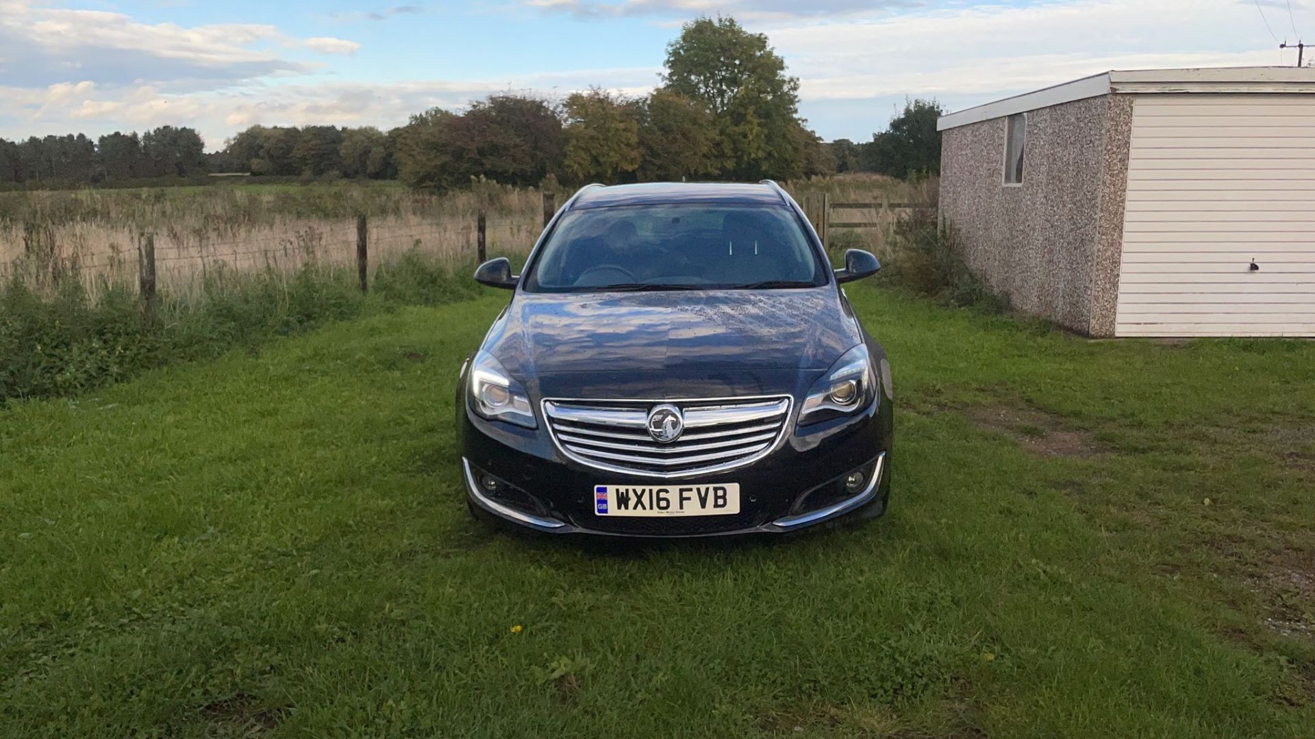 2016 VAUXHALL INSIGNIA SRI NAV CDTI BLACK ESTATE *NO VAT* - Image 2 of 11