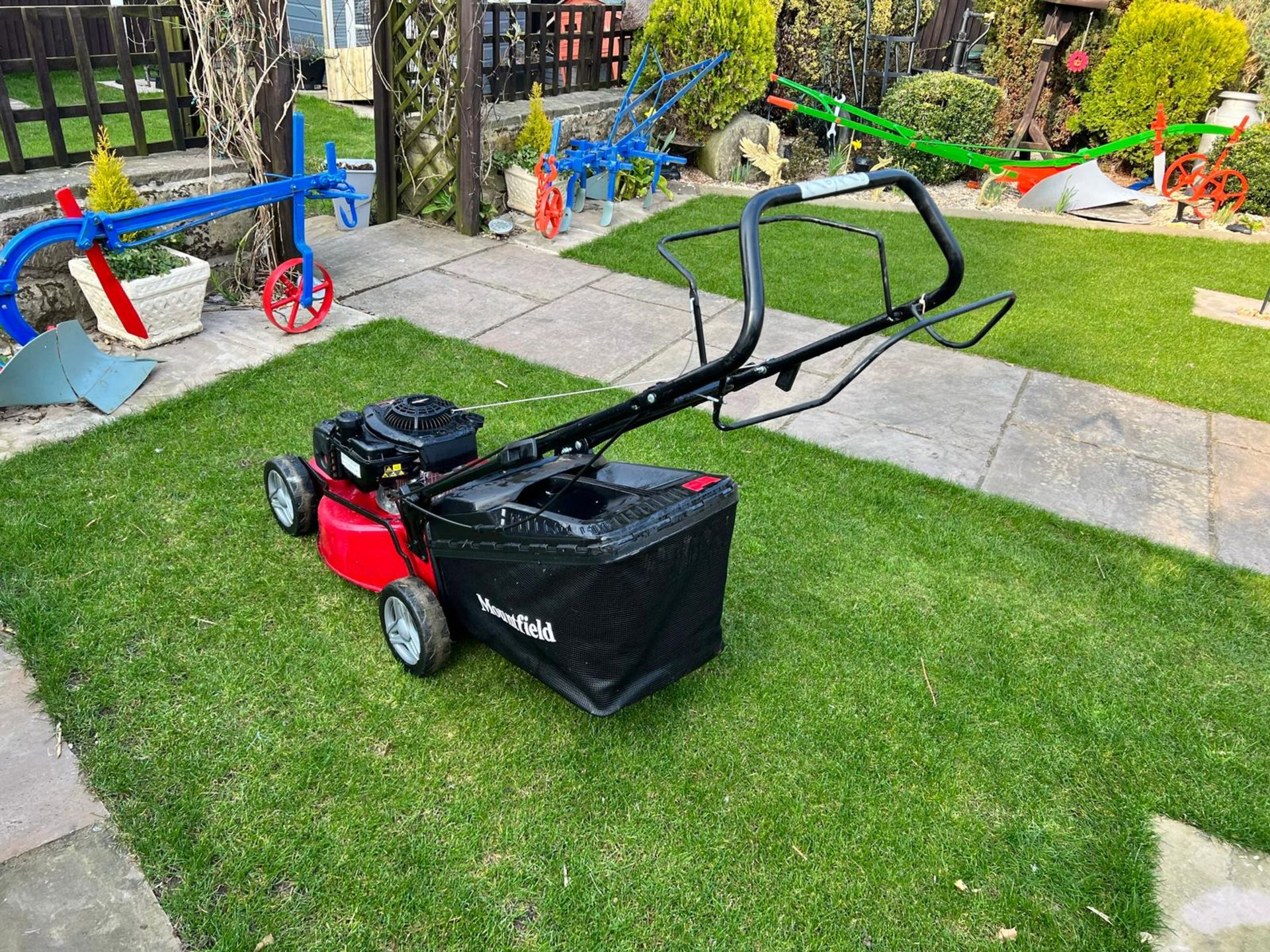 2021 Mountfield SP185 Self Propelled Lawn Mower With Rear Collector, C/W Mulch Plug *NO VAT* - Image 4 of 7