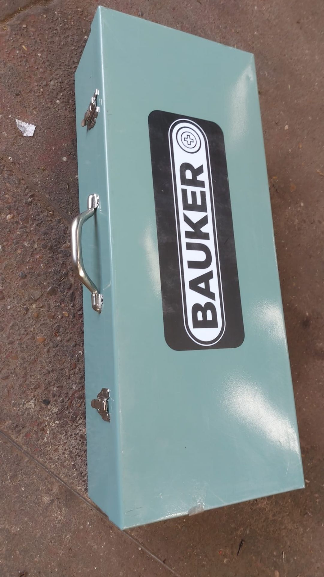 BRAND NEW BAUKER 1700W DEMOLITION HAMMER *PLUS VAT* - Image 2 of 10