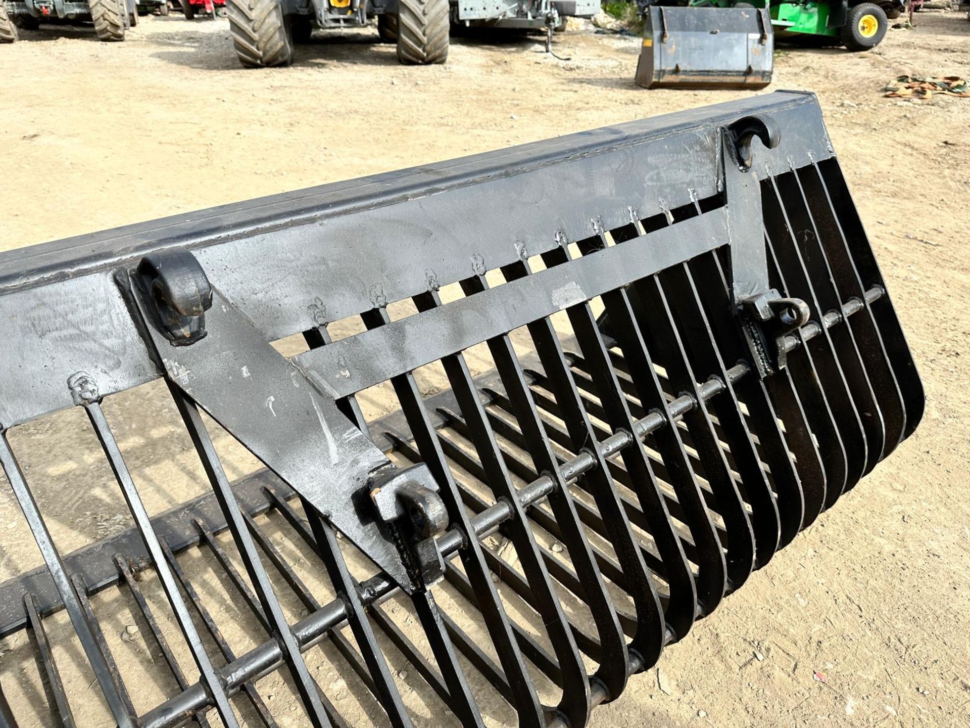 New And Unused 70” Riddle Bucket, Euro 8 Bracket, Suitable For Tractor *PLUS VAT* - Image 3 of 11