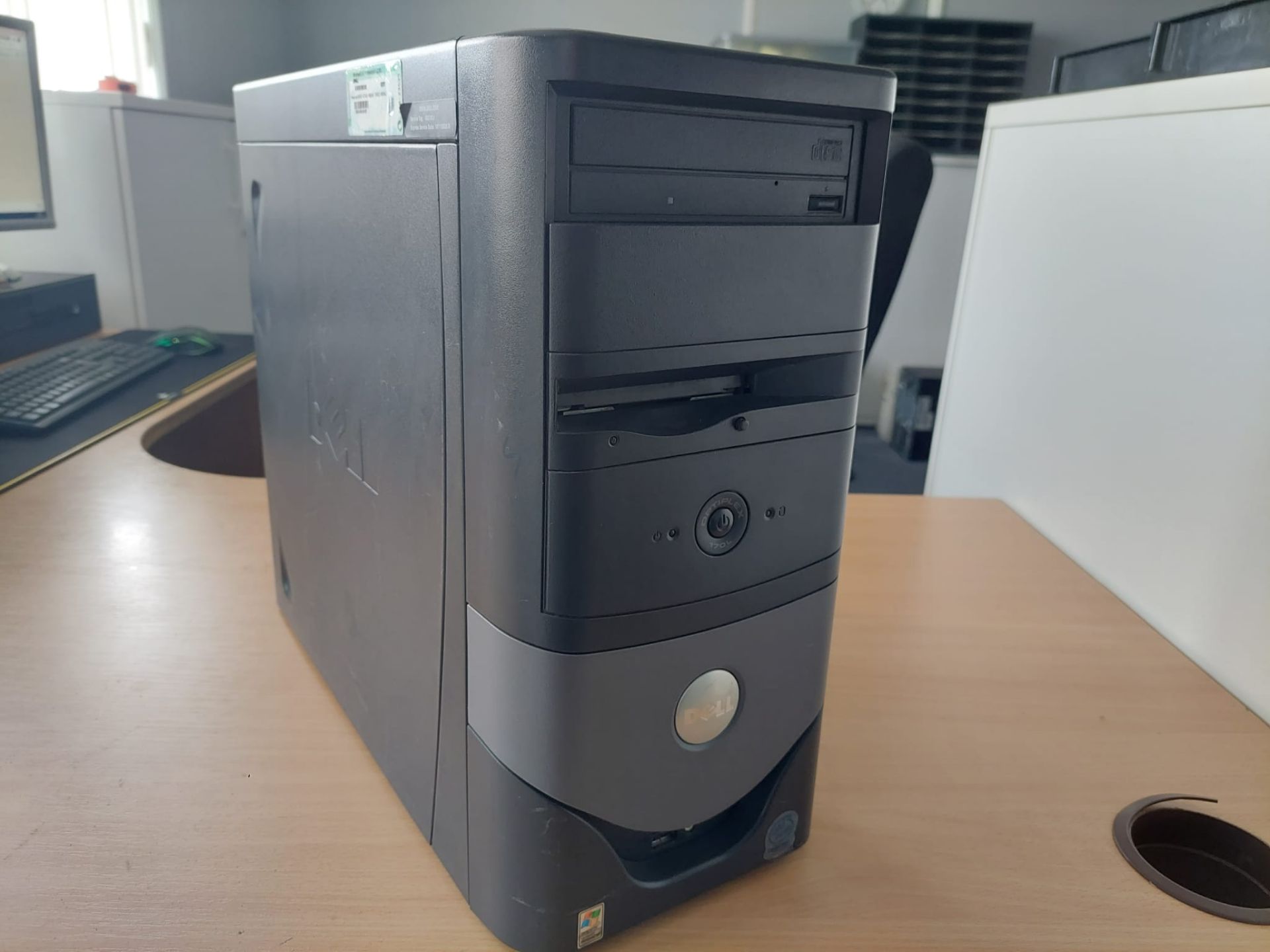 Vintage 2004 Dell Optiplex 170L w/ Intel Celeron CPU, Fully Functional! *NO VAT*