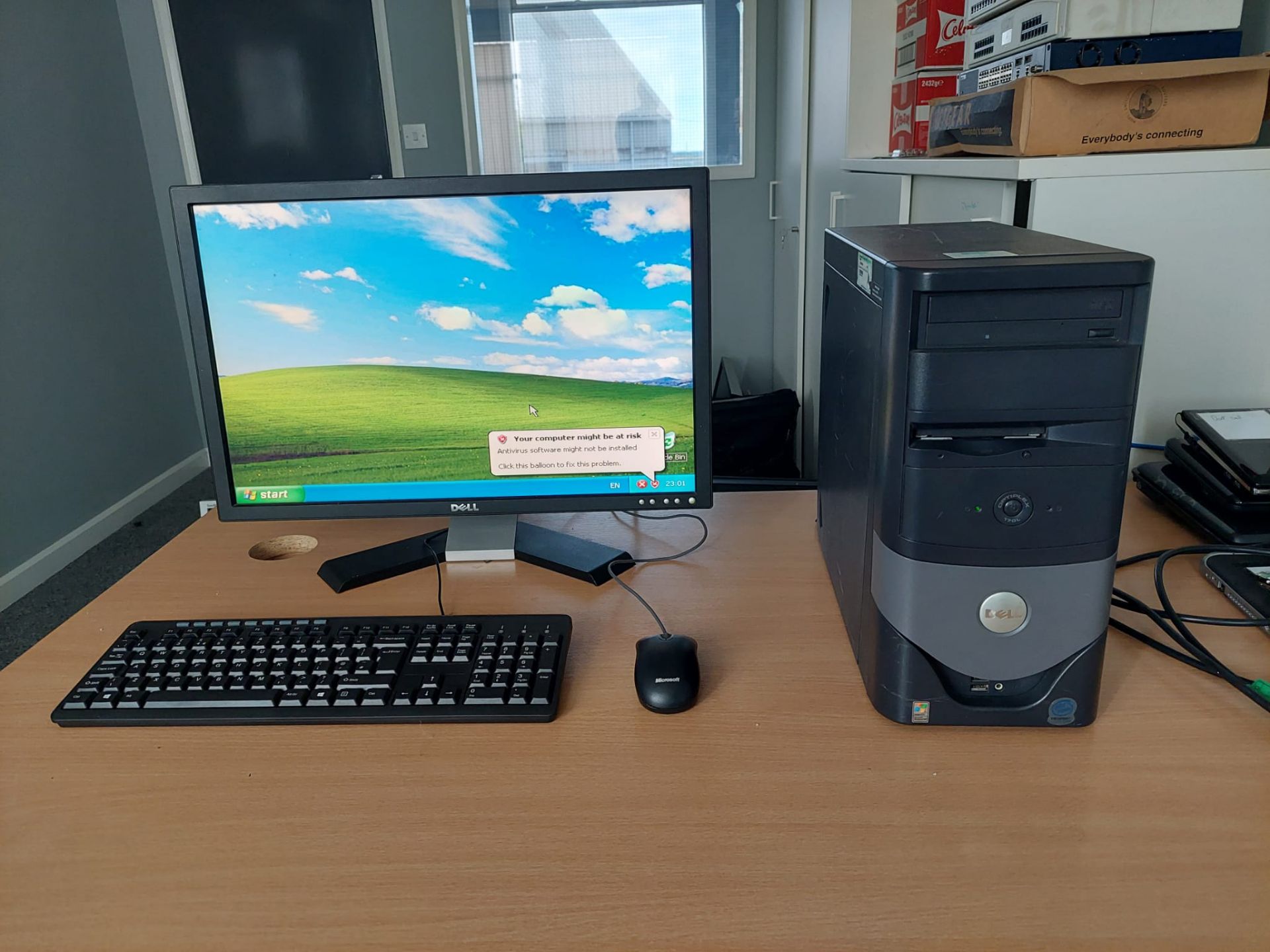 Vintage 2004 Dell Optiplex 170L w/ Intel Celeron CPU, Fully Functional! *NO VAT* - Image 9 of 16