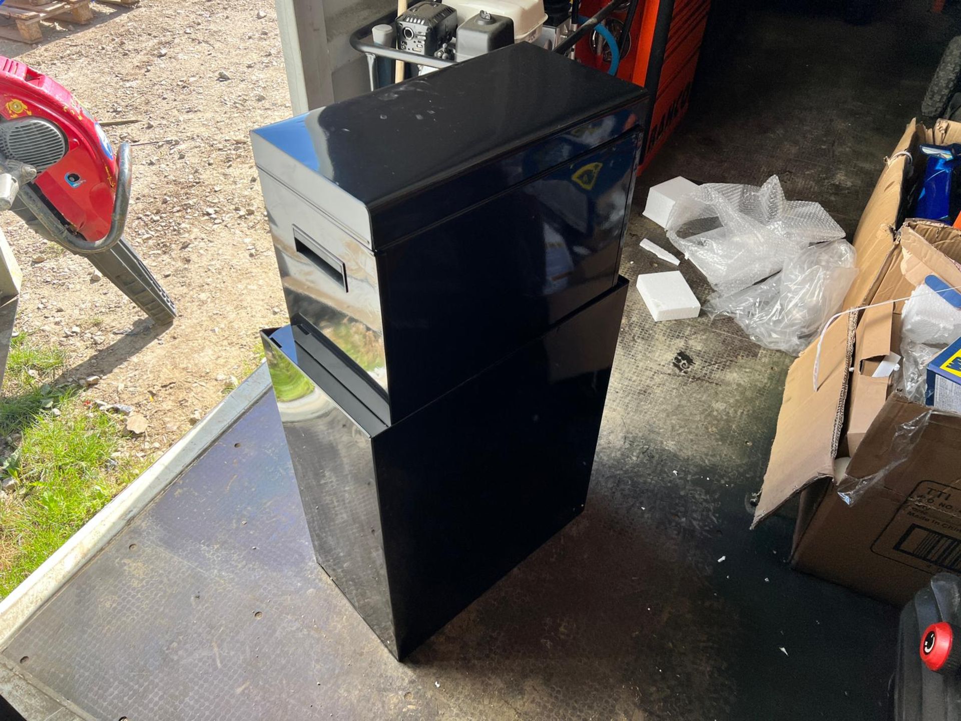 New And Unused Black Rolling Toolbox And Top 4 Draw Cabinet *PLUS VAT* - Image 9 of 23