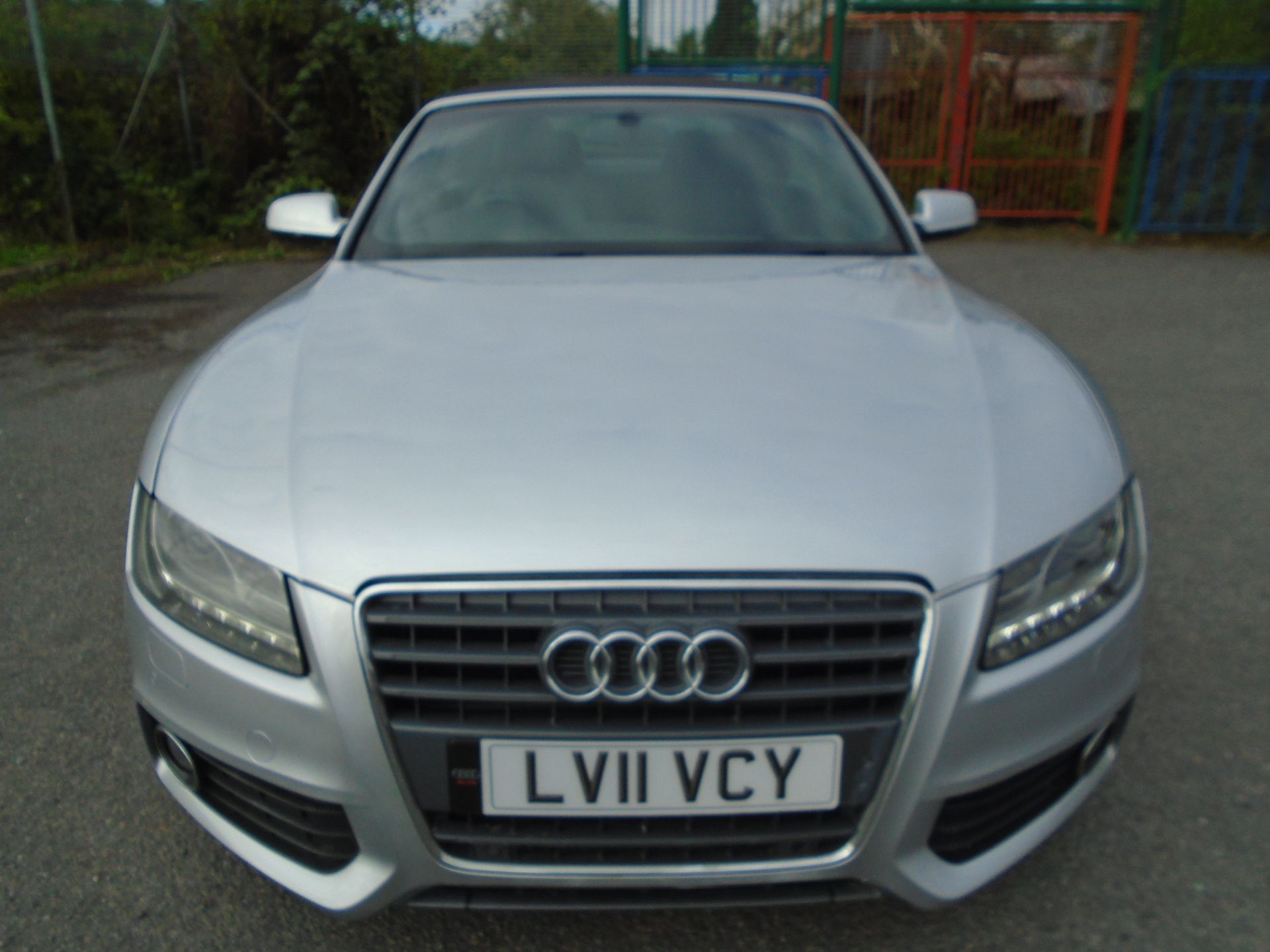 2011 AUDI A5 S LINE TFSI CVT SILVER CONVERTIBLE , STEERING WHEEL WITH LUDING PADDLE *NO VAT* - Image 2 of 11