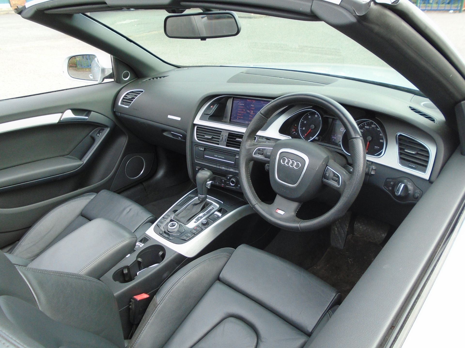 2011 AUDI A5 S LINE TFSI CVT SILVER CONVERTIBLE , STEERING WHEEL WITH LUDING PADDLE *NO VAT* - Image 11 of 11