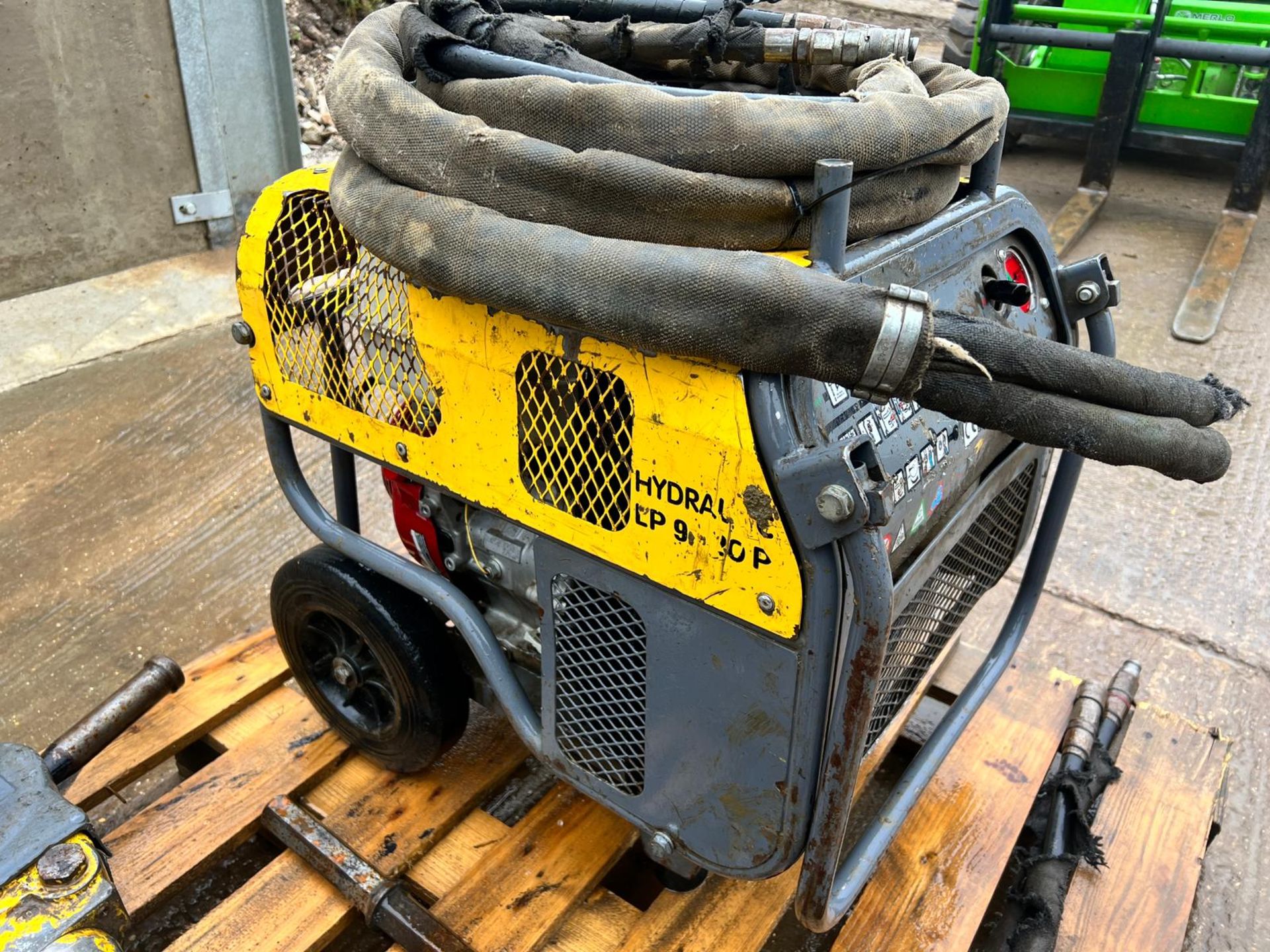 2015 Atlas Copco LP9-20P Hydrualic Power Pack With Breaker *PLUS VAT* - Image 10 of 11