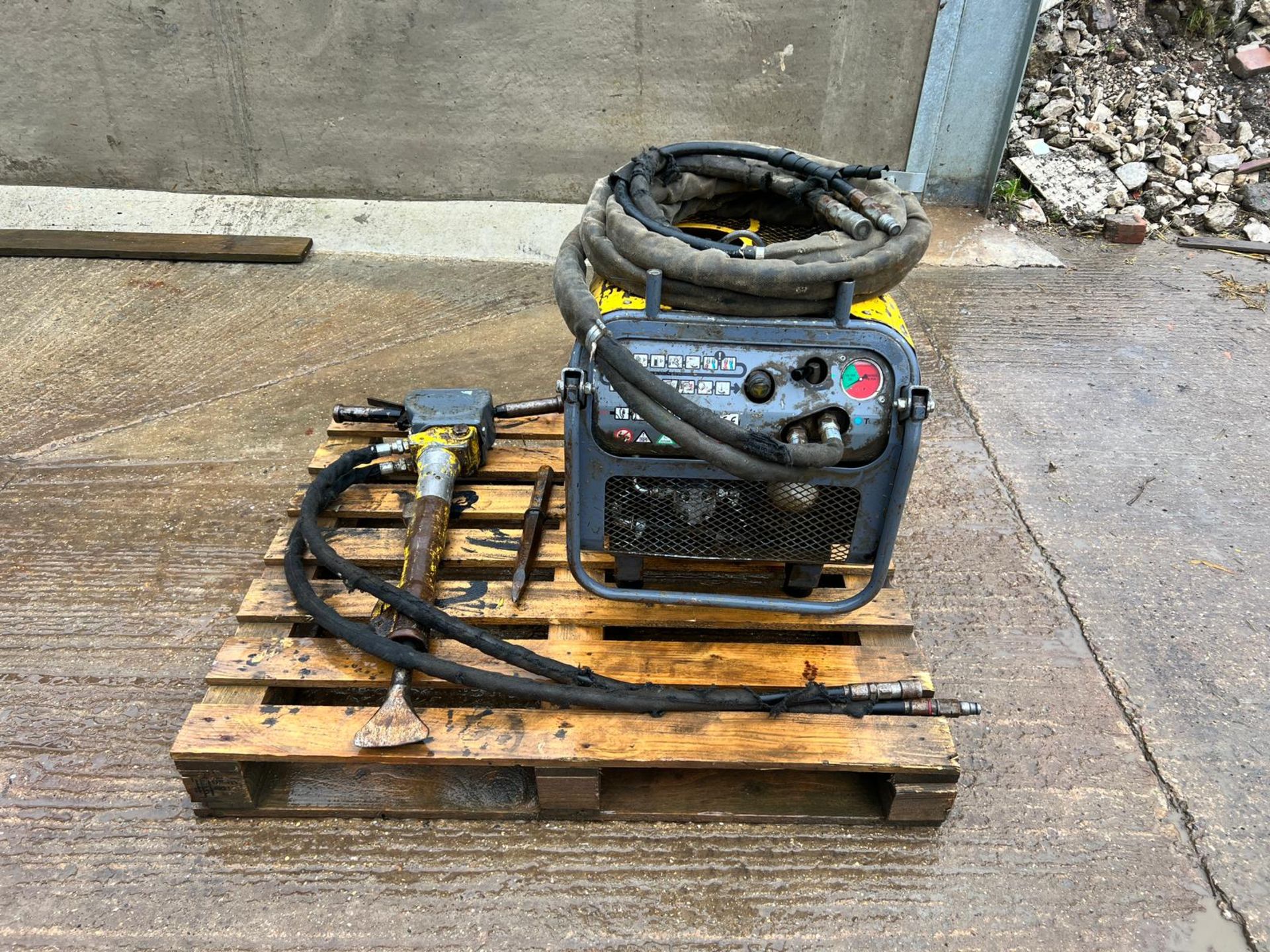 2015 Atlas Copco LP9-20P Hydrualic Power Pack With Breaker *PLUS VAT* - Image 5 of 11