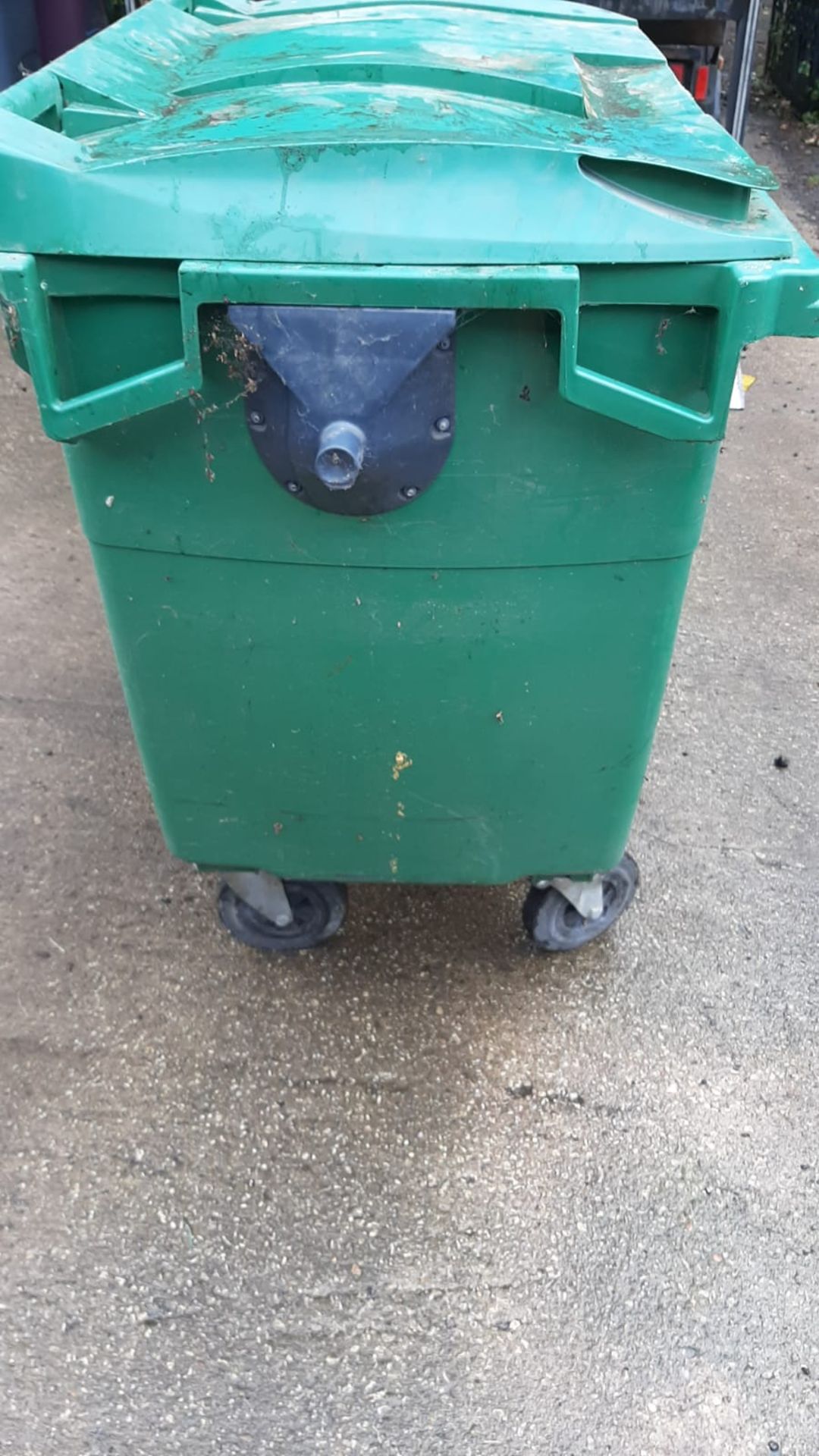 PLASTIC WHEELBIN *NO VAT* - Image 2 of 4