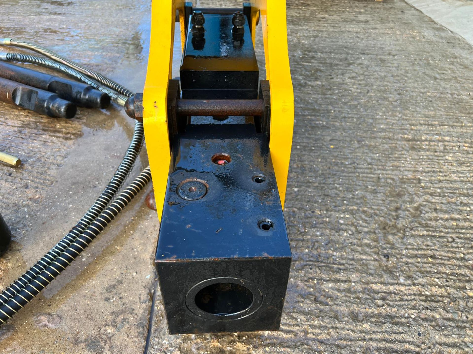 New And Unused Bilaike 680 Hydraulic Rock Breaker *PLUS VAT* - Image 10 of 12