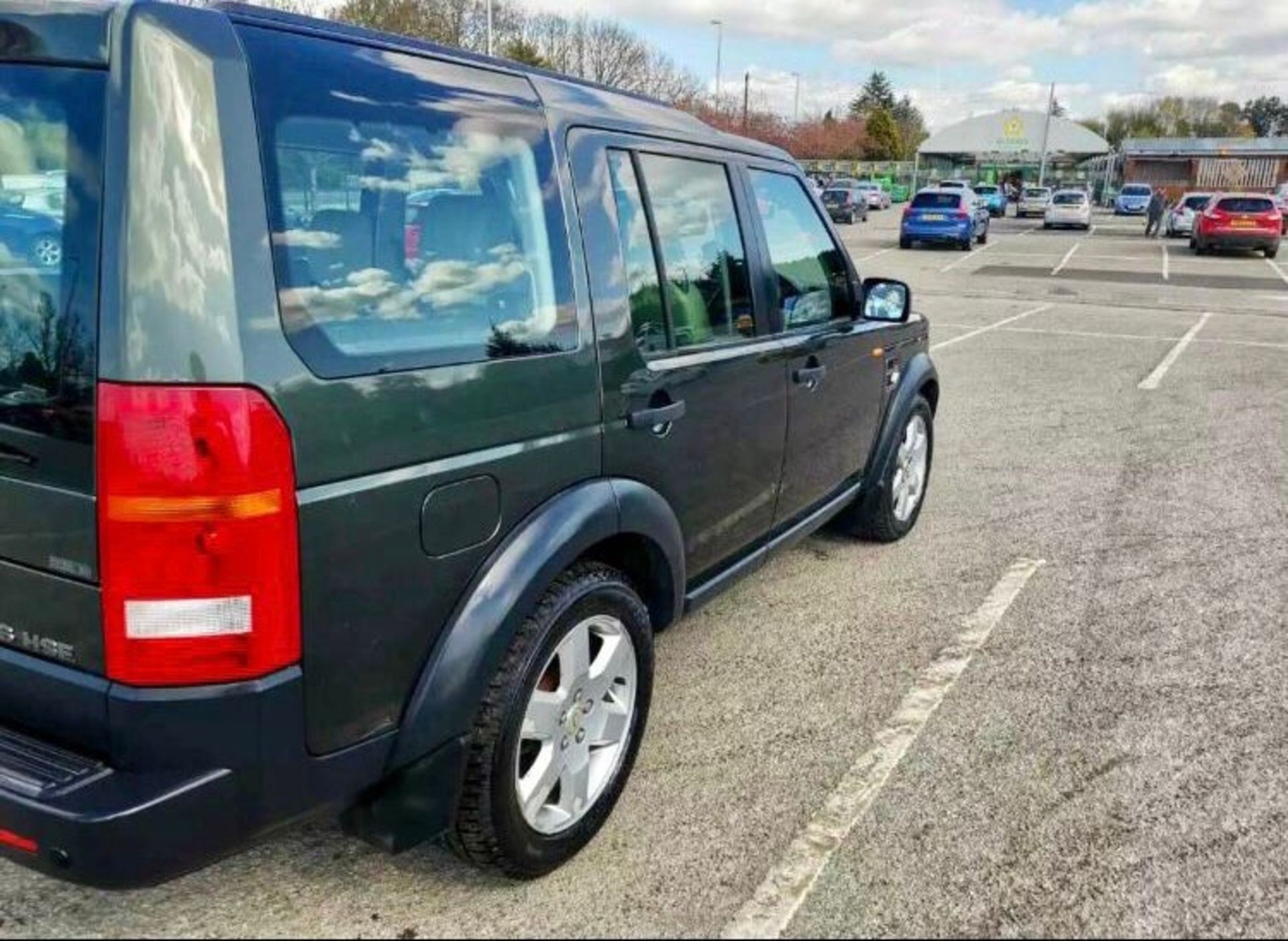 2006 LAND ROVER DISCOVERY 3 TDV6 AUTO GREEN ESTATE - LEATHER SEATS *NO VAT* - Image 7 of 11