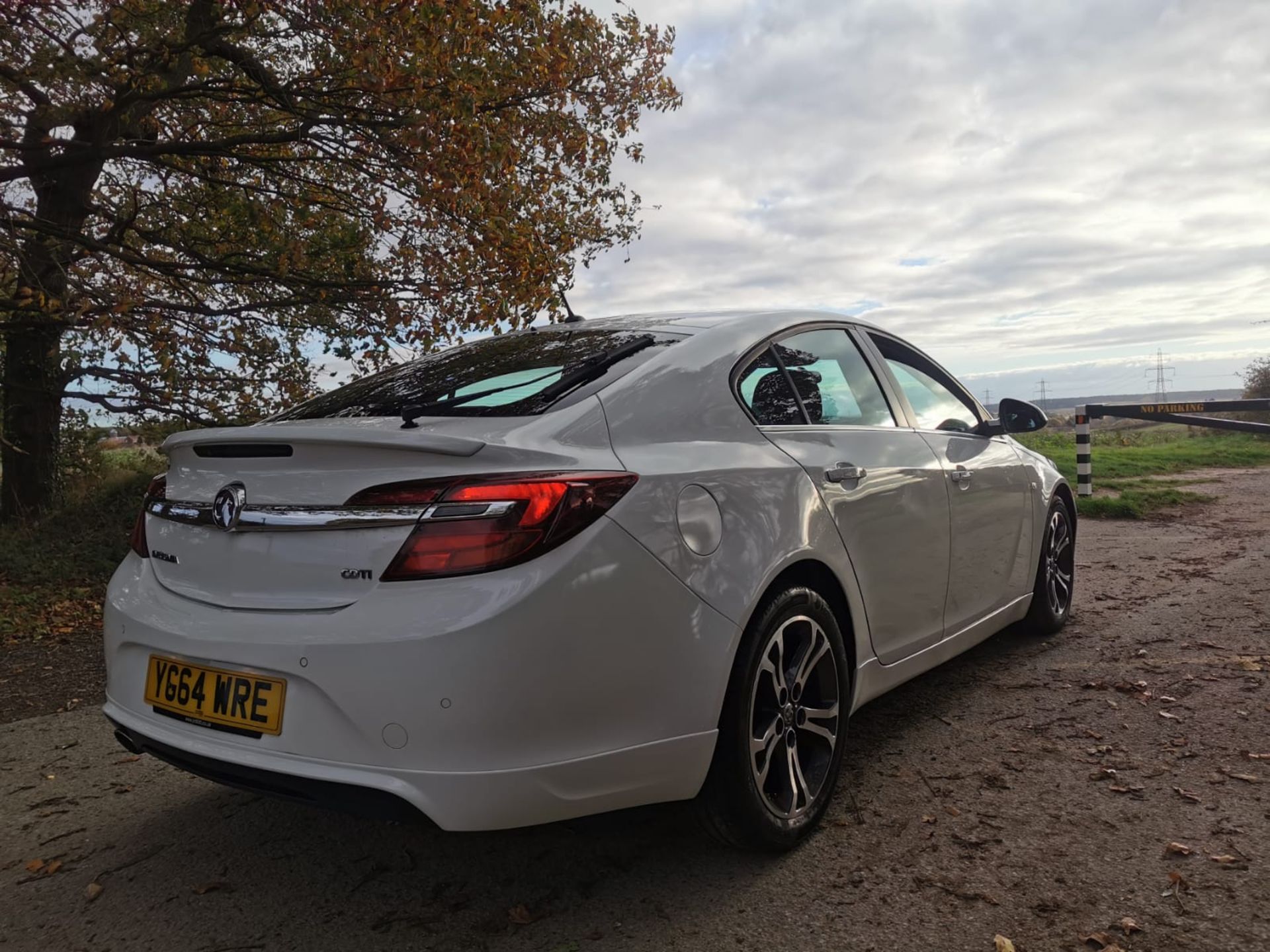 2014/64 VAUXHALL INSIGNIA LTD ED CDTI ECO S/S WHITE HATCHBACK, 67,223 MILES *NO VAT* - Image 8 of 35