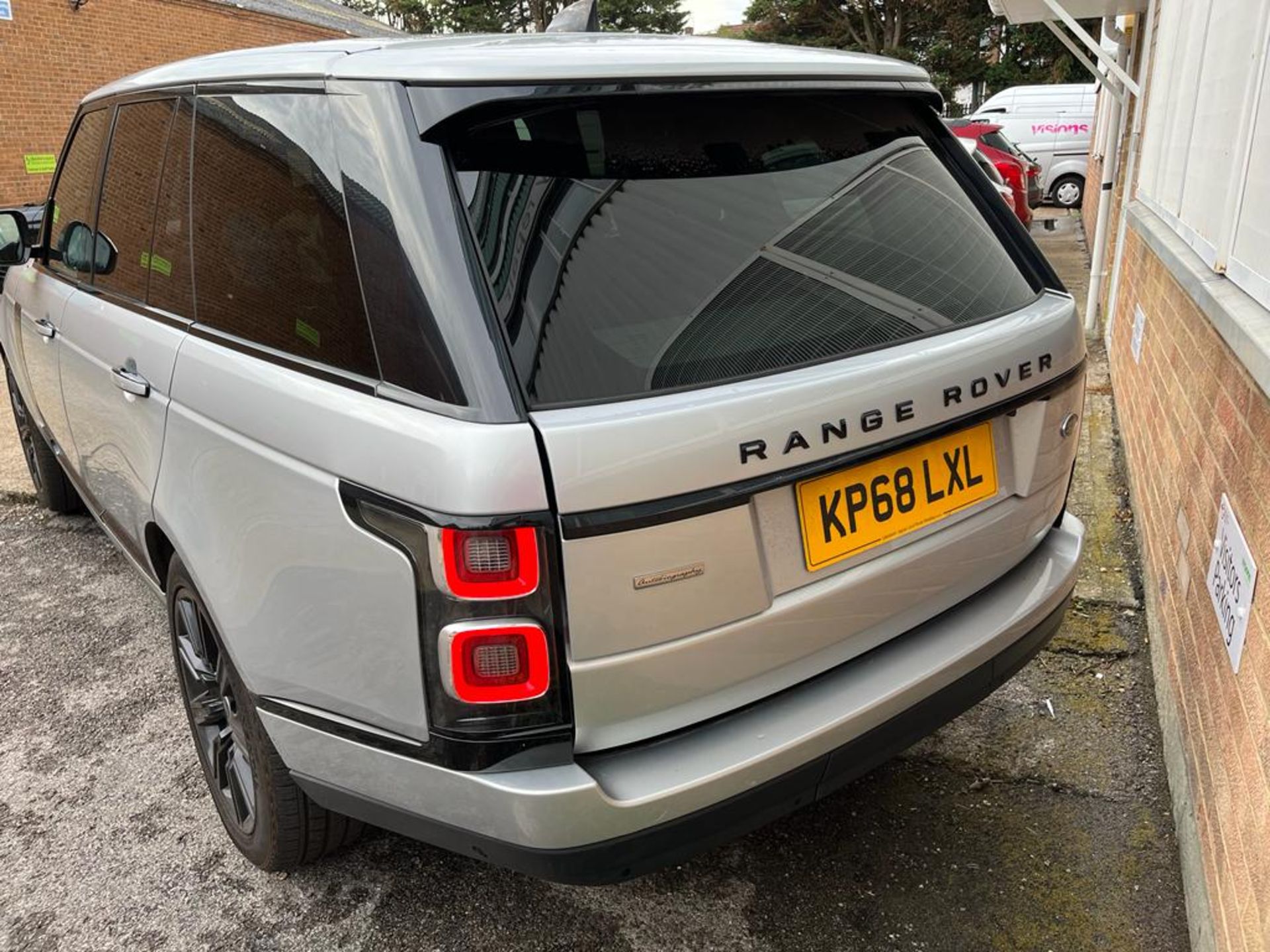 2018/68 LAND ROVER RANGE ROVER A-BIO SDV6 A SILVER ESTATE *NO VAT* - Image 3 of 6