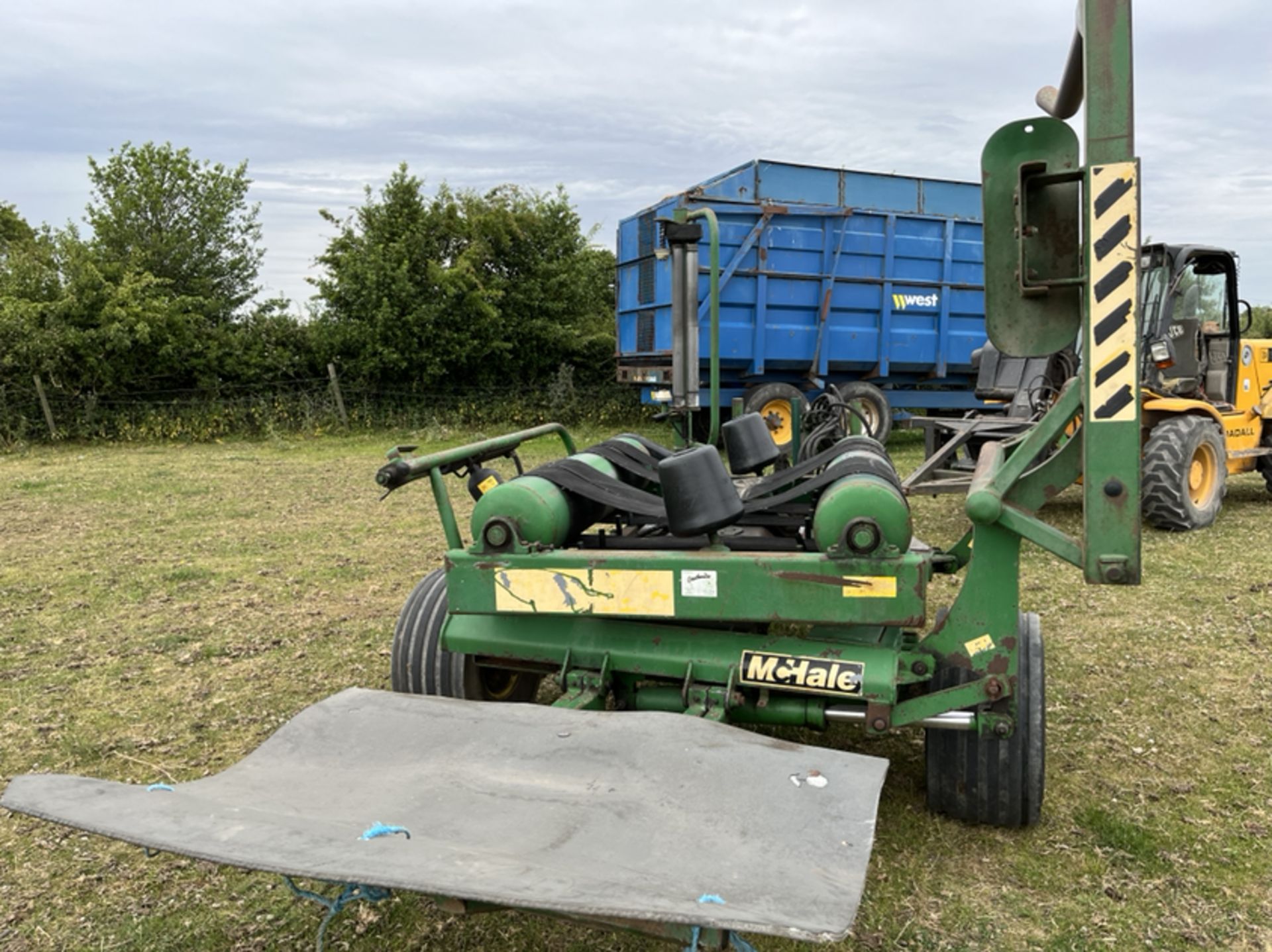 MCHALE 991b 750ml SELF LOAD BALE WRAPPER - C/W MANUAL CONTROLS AND COUNTER *PLUS VAT* - Image 5 of 5