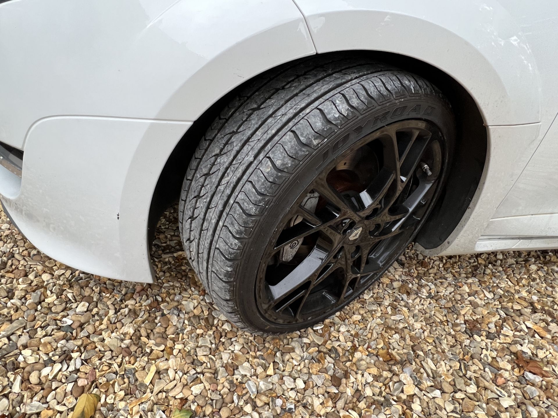 2013 Renault Megane RS265 111,139 miles - checked with VOSA history Piano Black & carbon fibre look - Image 9 of 38