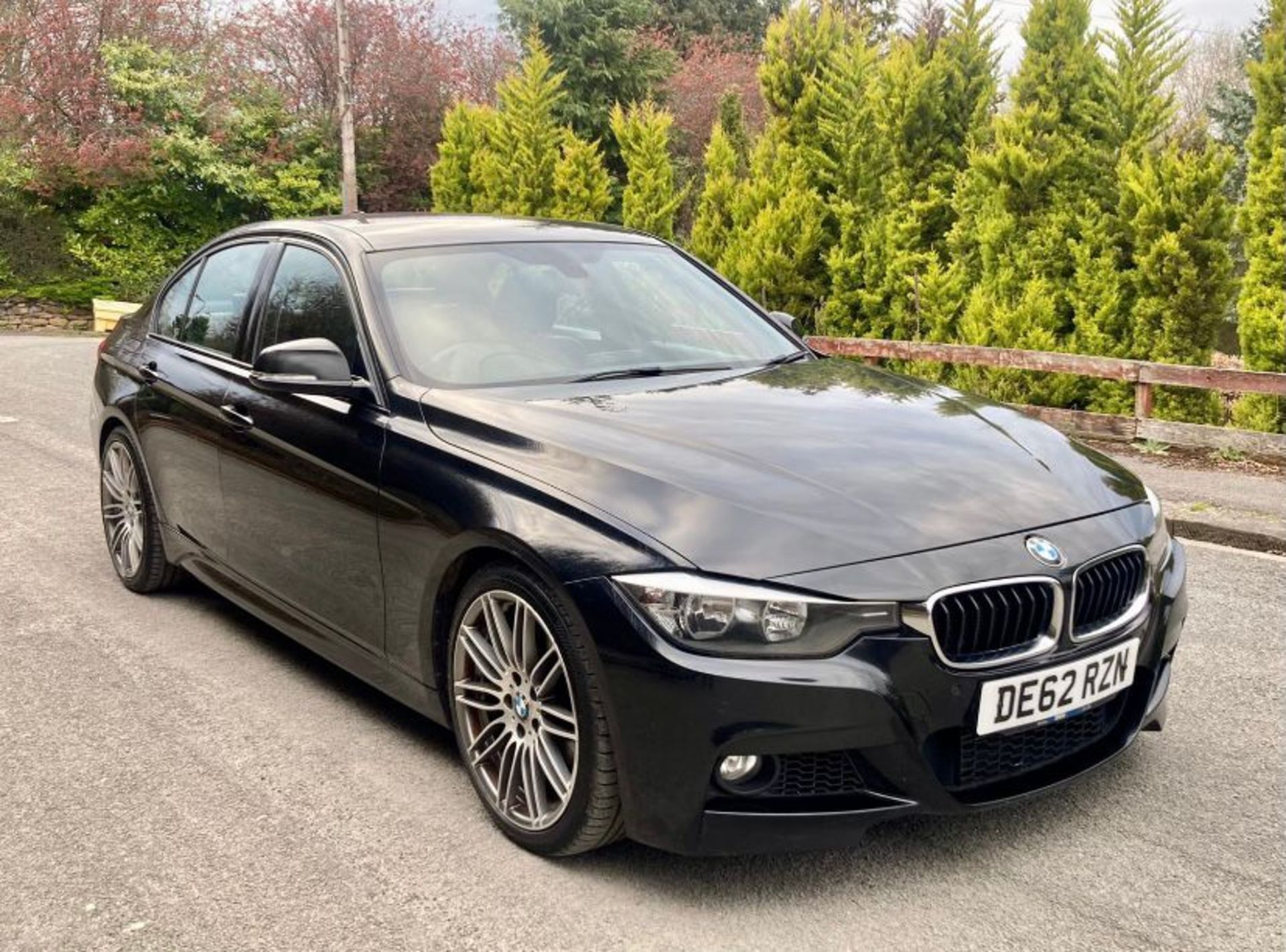 2012/62 REG BMW 320I XDRIVE M SPORT 2.0 PETROL SALOON - FULL BMW SERVICE HISTORY - PARKING SENSORS