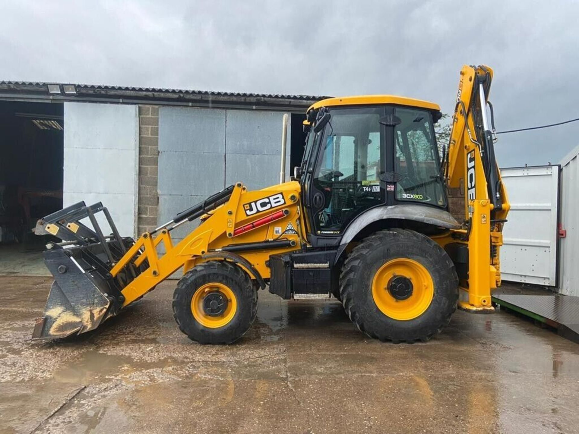 JCB 3CX SITEMASTER, REGISTERED JAN 2017, ONLY 547 HOURS, 1 OWNER FROM NEW *PLUS VAT* - Image 4 of 12