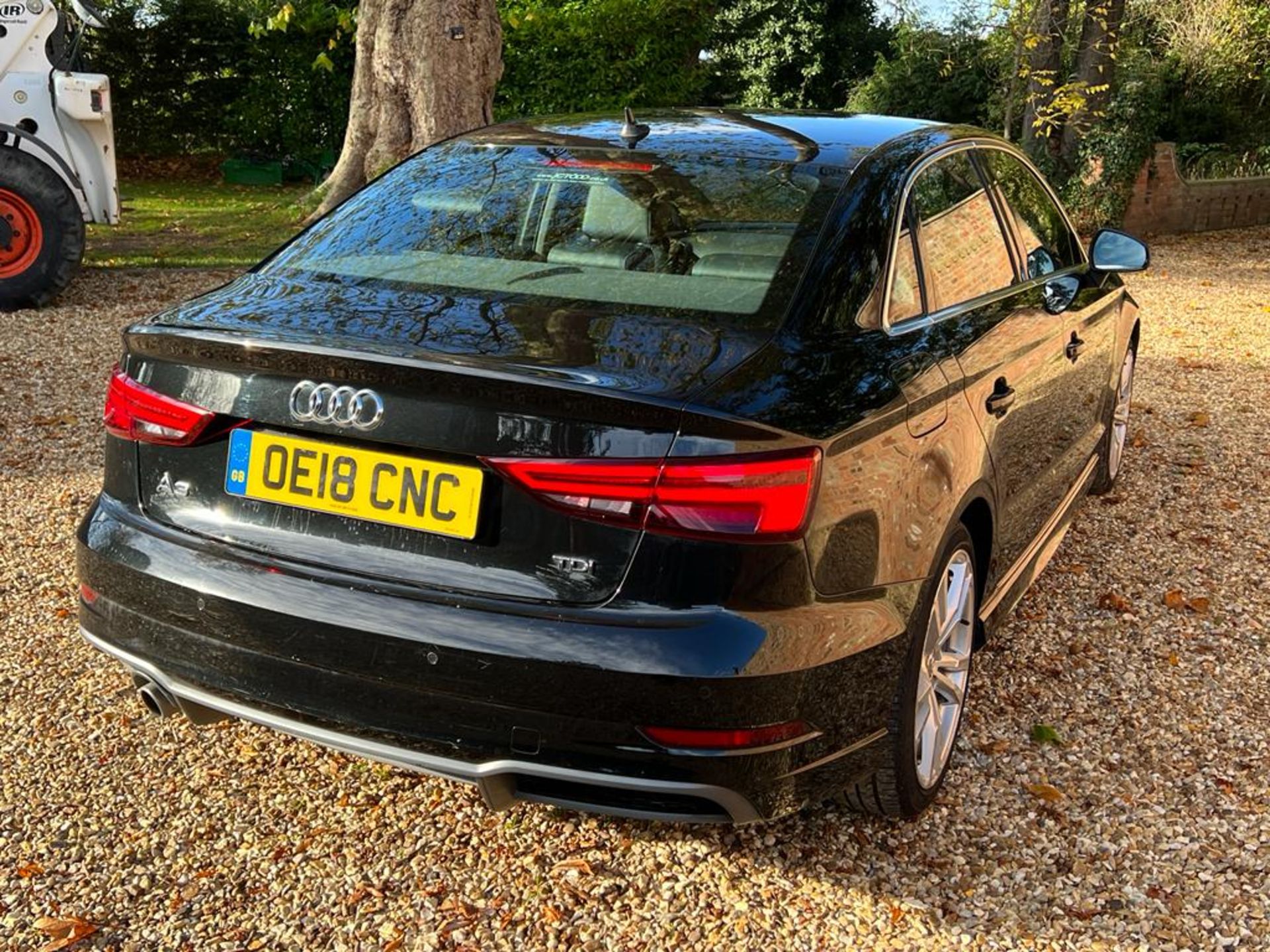 2018 AUDI A3 S LINE TDI S-A BLACK SALOON SEMI-AUTOMATIC *NO VAT* - Image 6 of 16