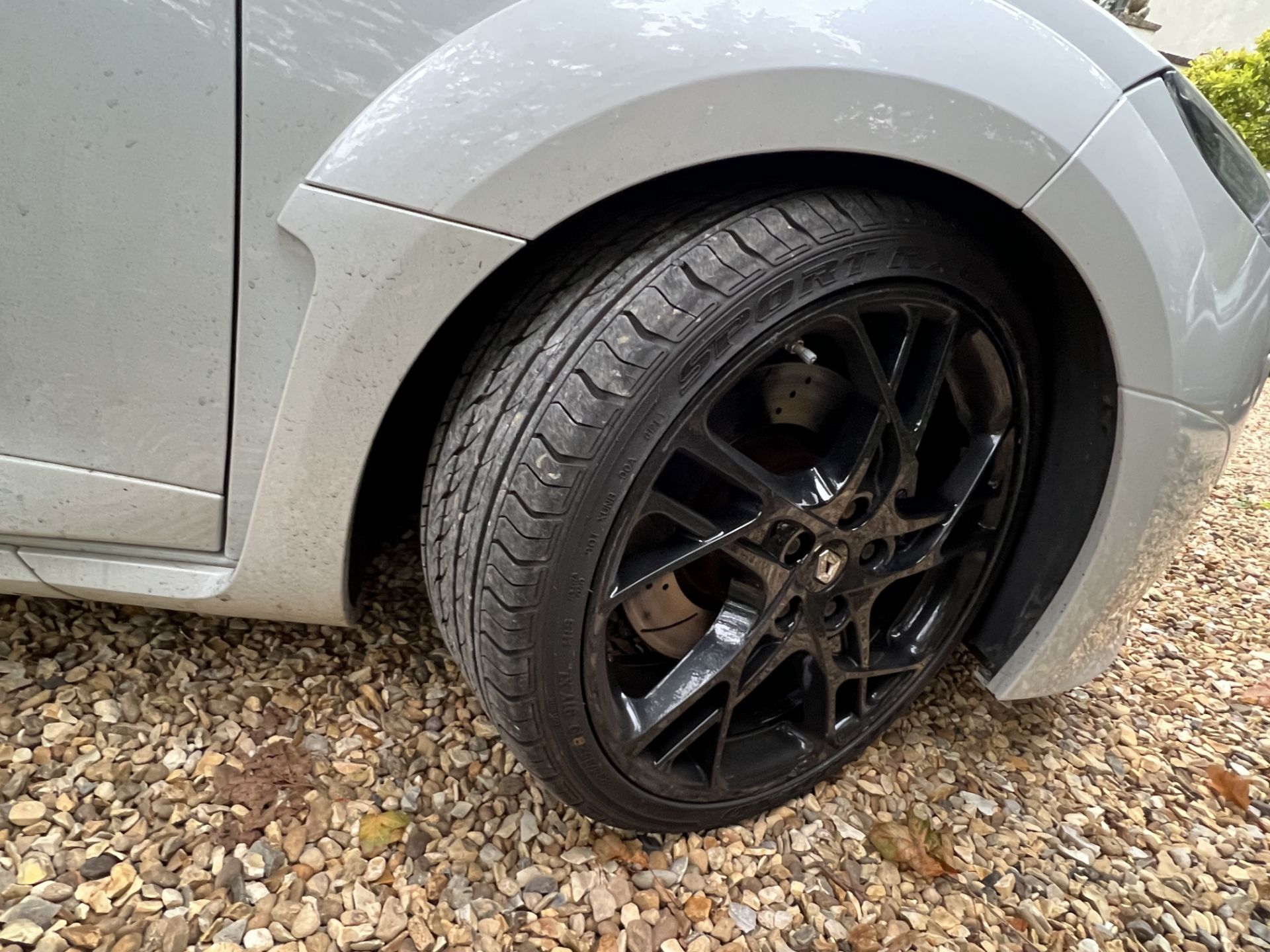 2013 Renault Megane RS265 111,139 miles - checked with VOSA history Piano Black & carbon fibre look - Image 10 of 38