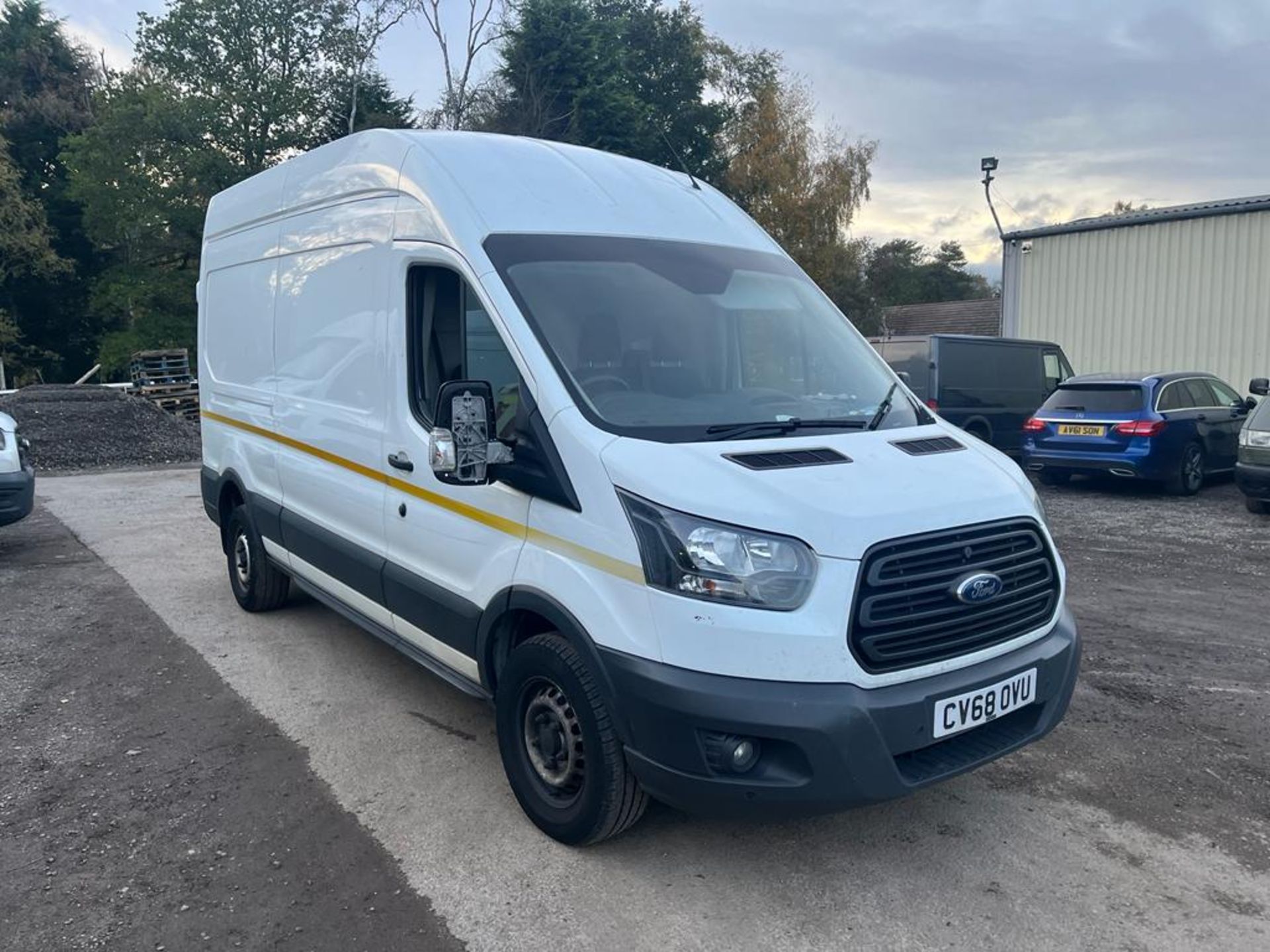 2018/68 FORD TRANSIT 350 WHITE PANEL VAN - 79,000 MILES *PLUS VAT*