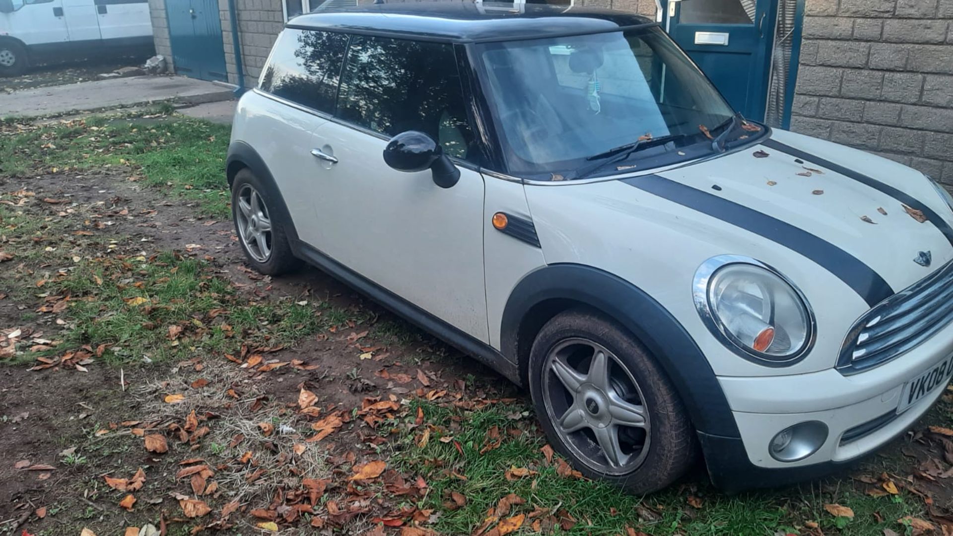 2008 MINI COOPER 1.6 PEPPER POT WHITE HATCHBACK *NO VAT* - Image 2 of 5