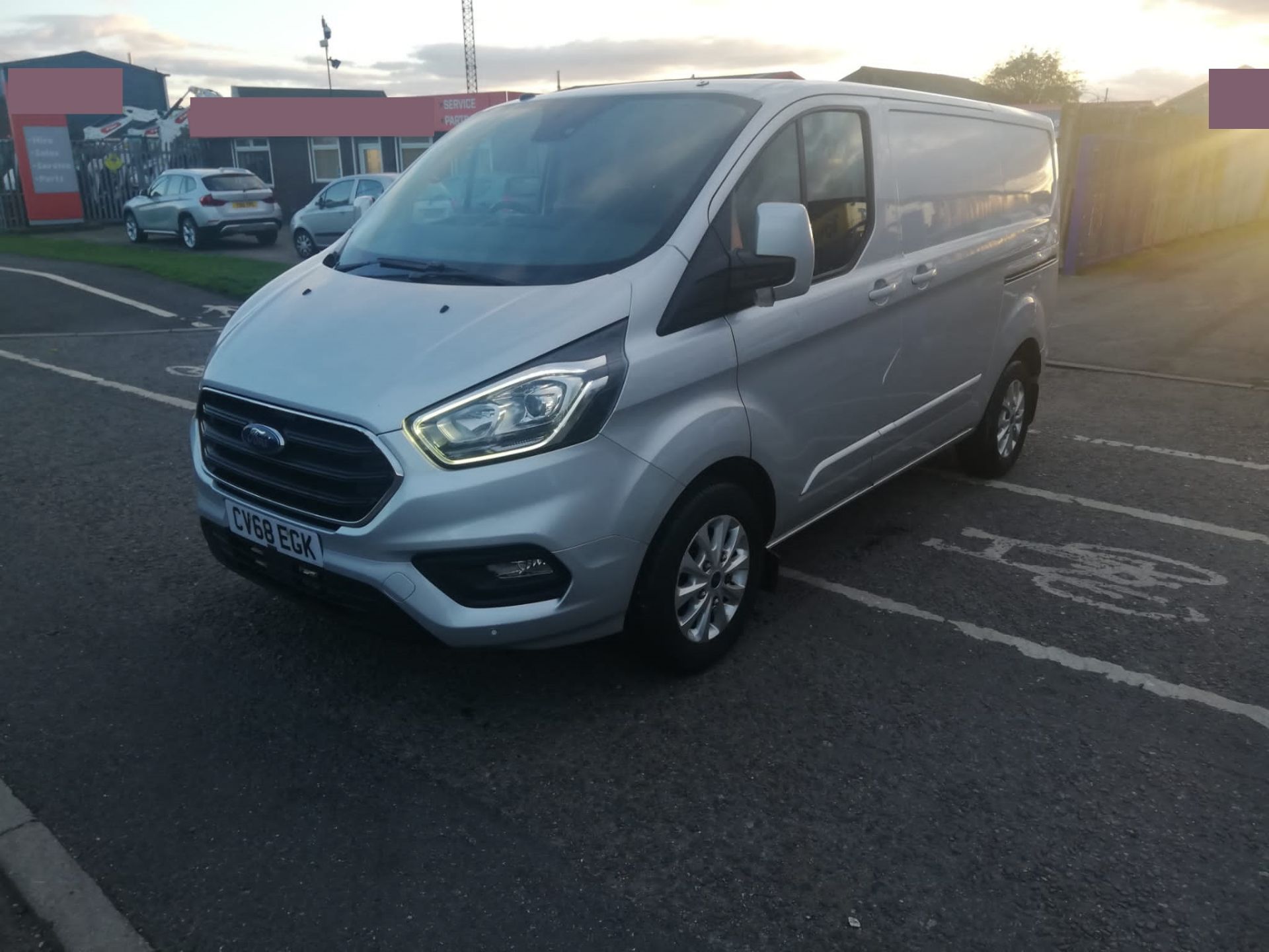 2018 FORD TRANSIT CUSTOM 300 LIMITED SILVER PANEL VAN 100,000 MILES *PLUS VAT* - Image 2 of 11