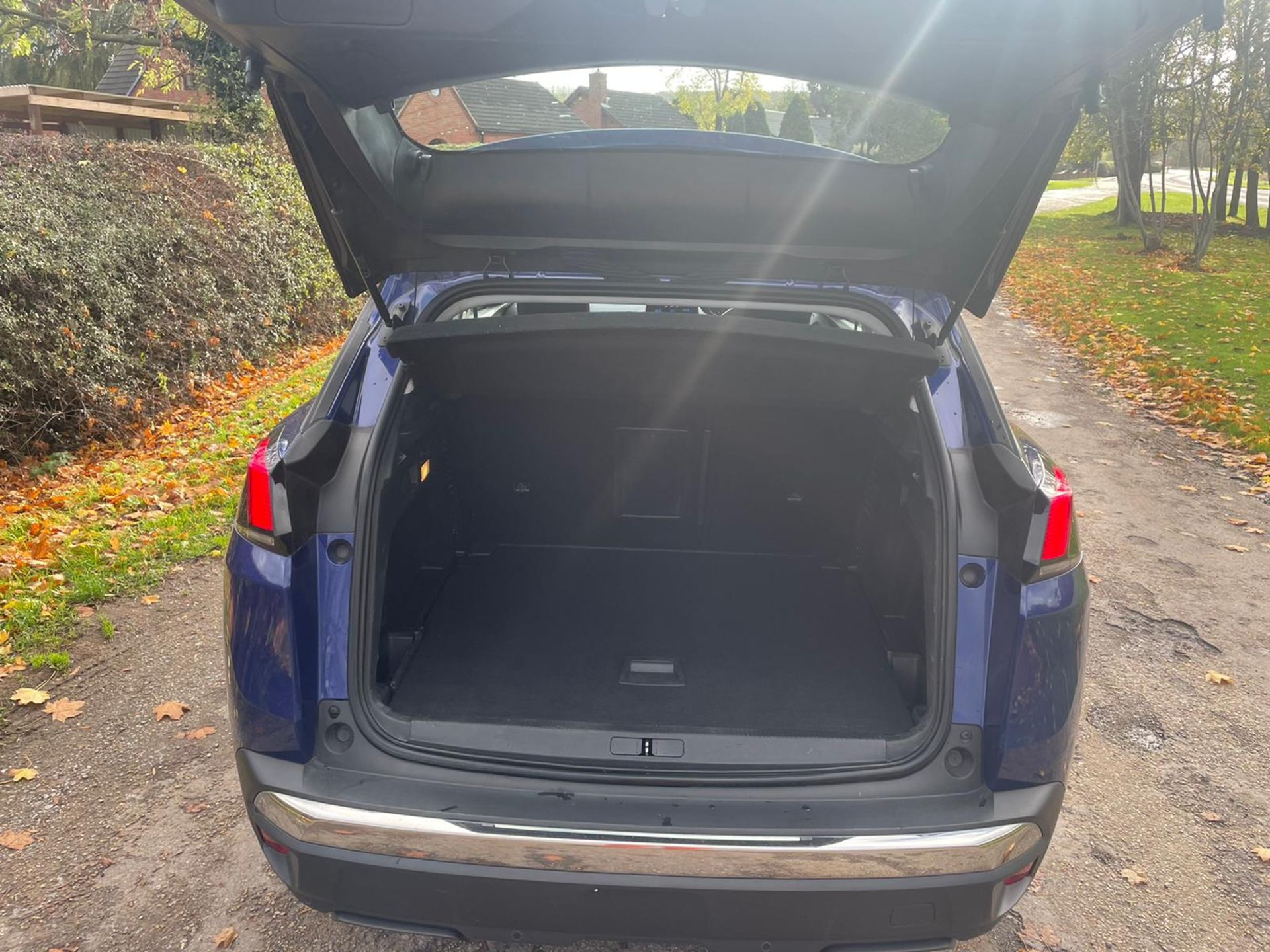 2019/19 REG PEUGEOT 3008 ACTIVE BLUEHDI S/S AUTO 1.5 DIESEL AUTOMATIC, SHOWING 1 FORMER KEEPER - Image 10 of 21