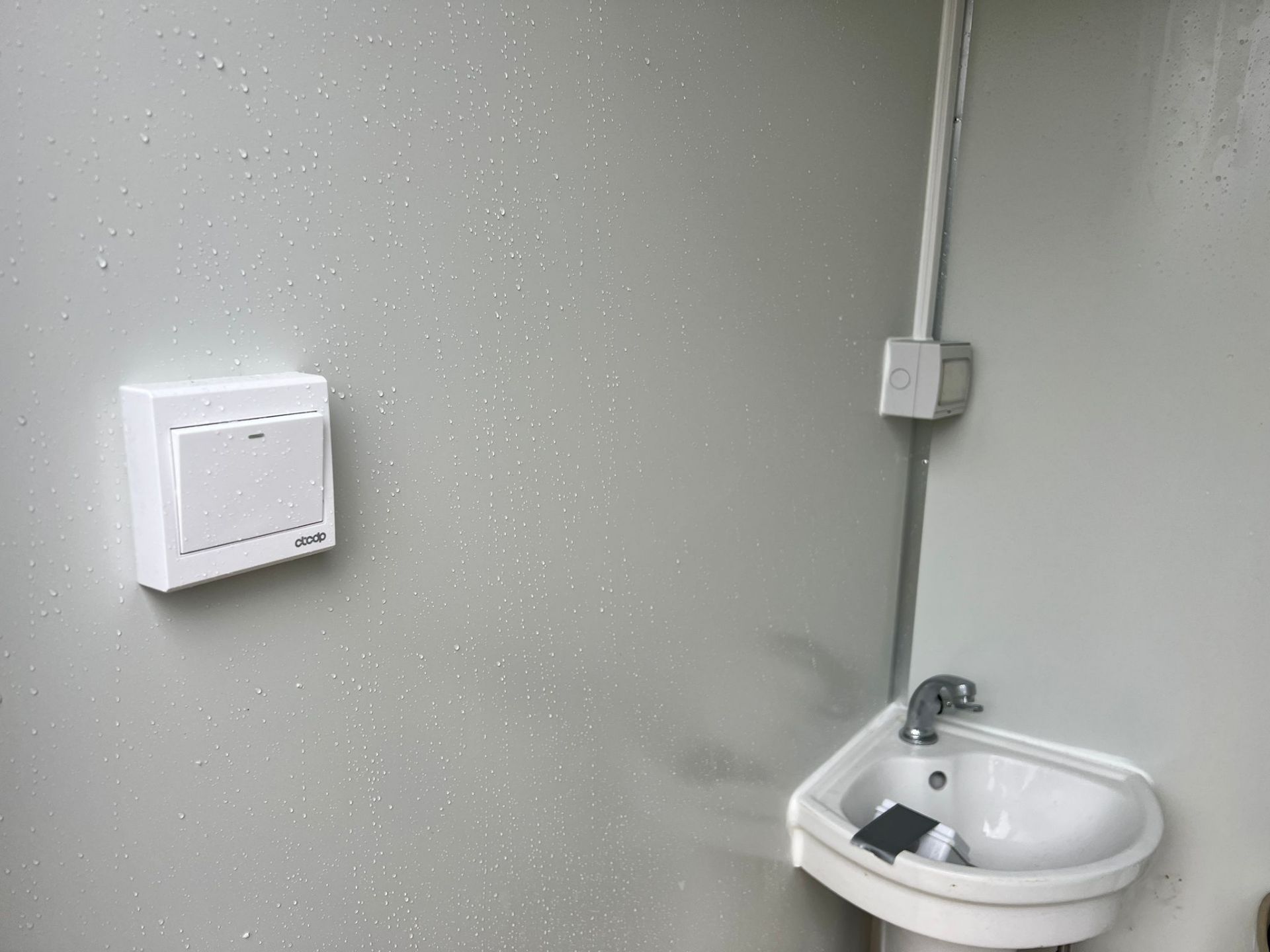 New And Unused Bastone Contained Portable Unisex Toilet *PLUS VAT* - Image 10 of 17