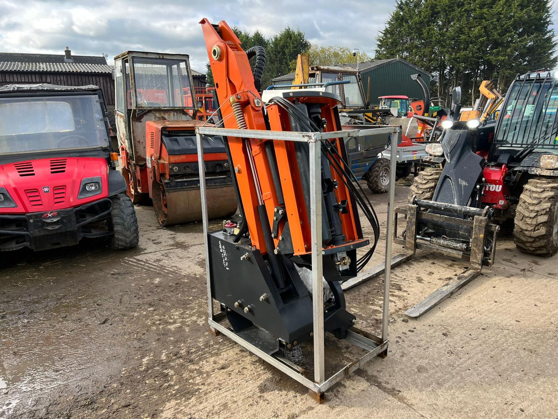 New And Unused Hedge Cutter With 80CM Flail Head *PLUS VAT* - Image 2 of 9