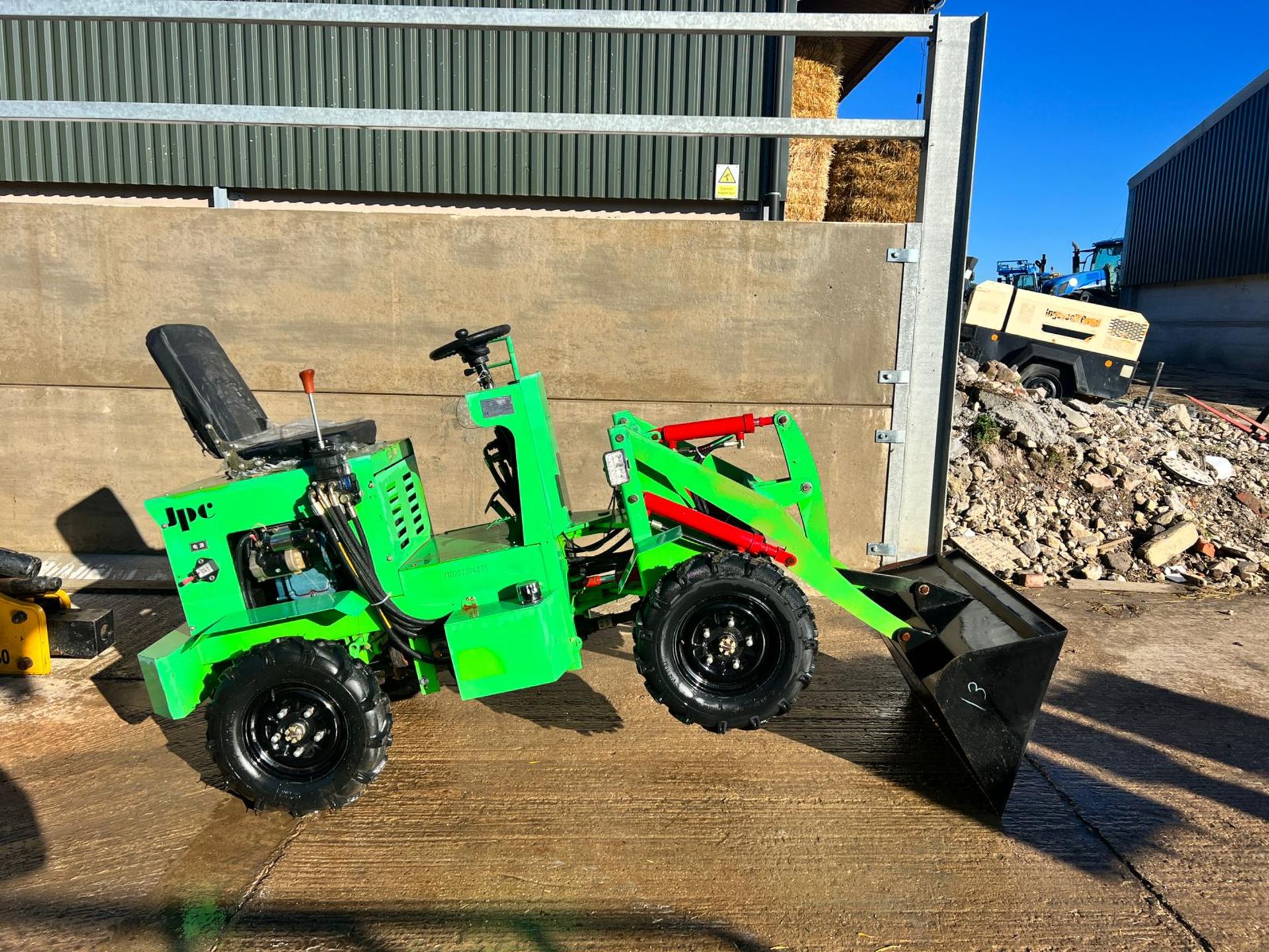 New And Unused JPC ME18 4WD Diesel Wheeled Loader With Front Bucket *PLUS VAT* - Image 6 of 12