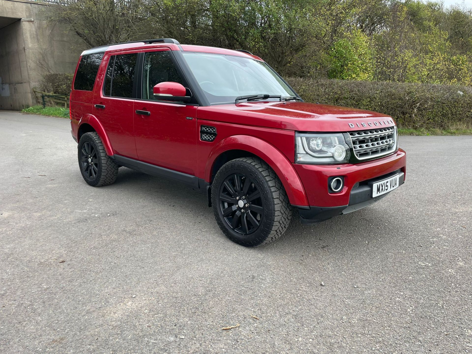 2015 LAND ROVER DISCOVERY XS SDV6 AUTO RED AUTOMATIC *PLUS VAT* - Image 4 of 16