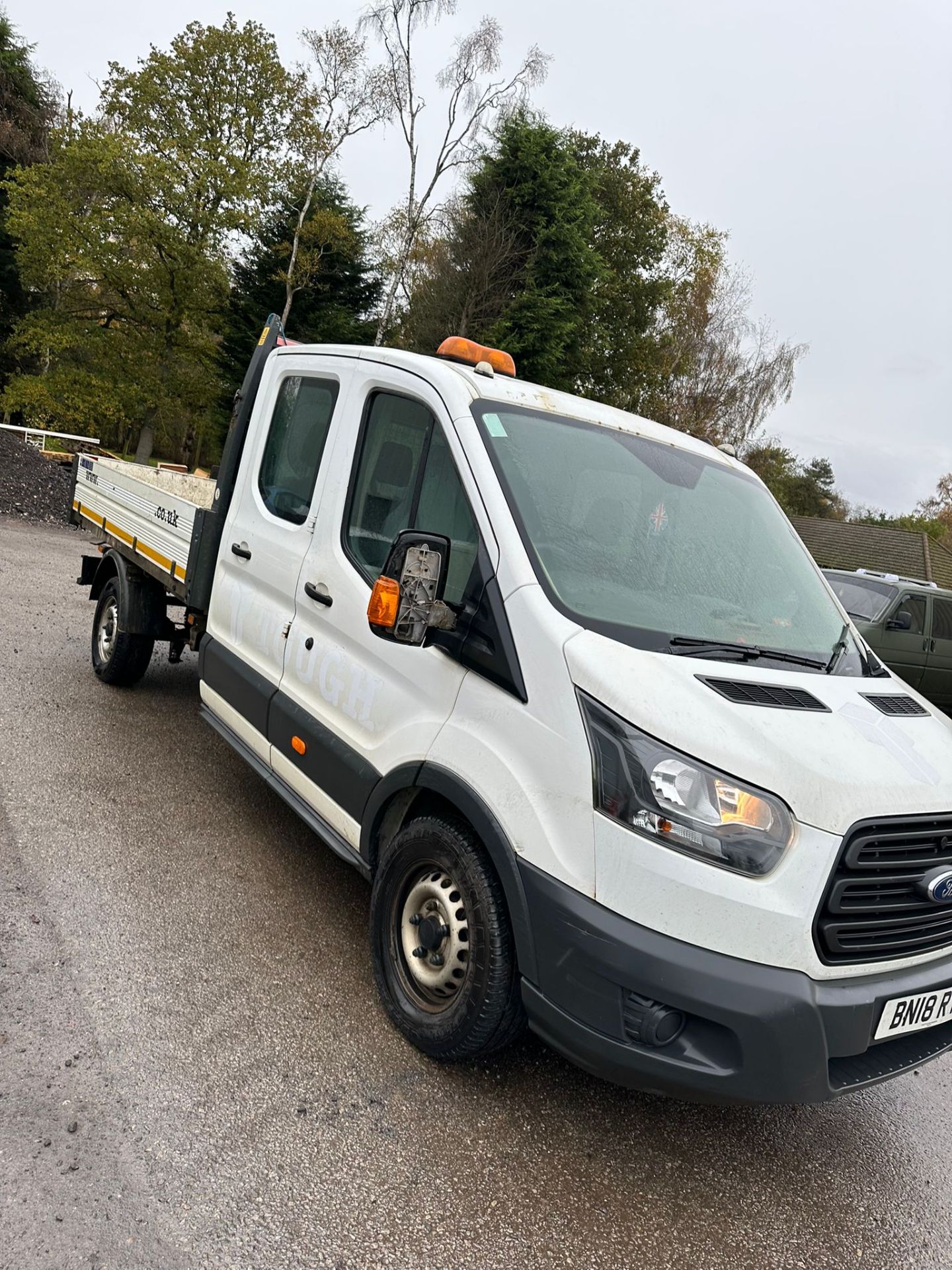 2018 FORD TRANSIT 350 WHITE CREW CAB TIPPER 75,000 MILES *PLUS VAT* - Image 2 of 7